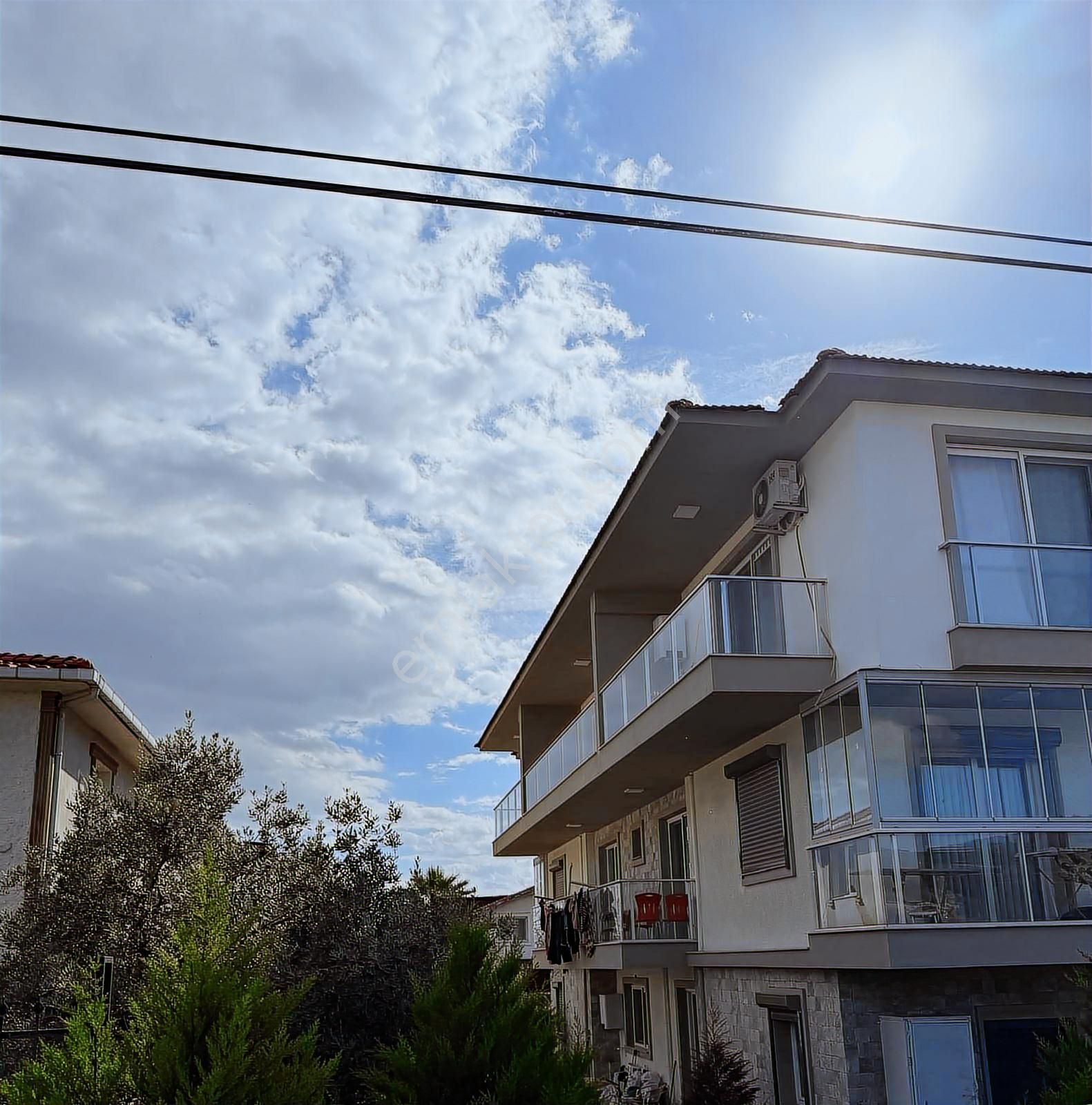 Foça Yenibağarası Mah.eşyalı Kiralık 2+1 Daire - Görsel 3