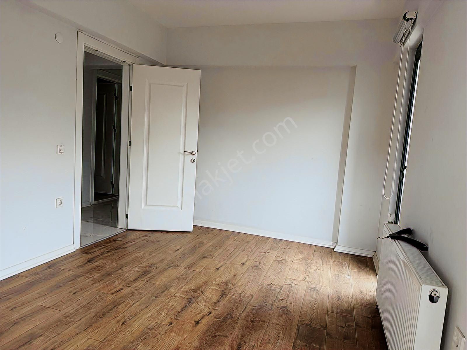 Expert'ten Balat'ta Satılık 4+1 Bahçe Dubleks 215m² - Görsel 25