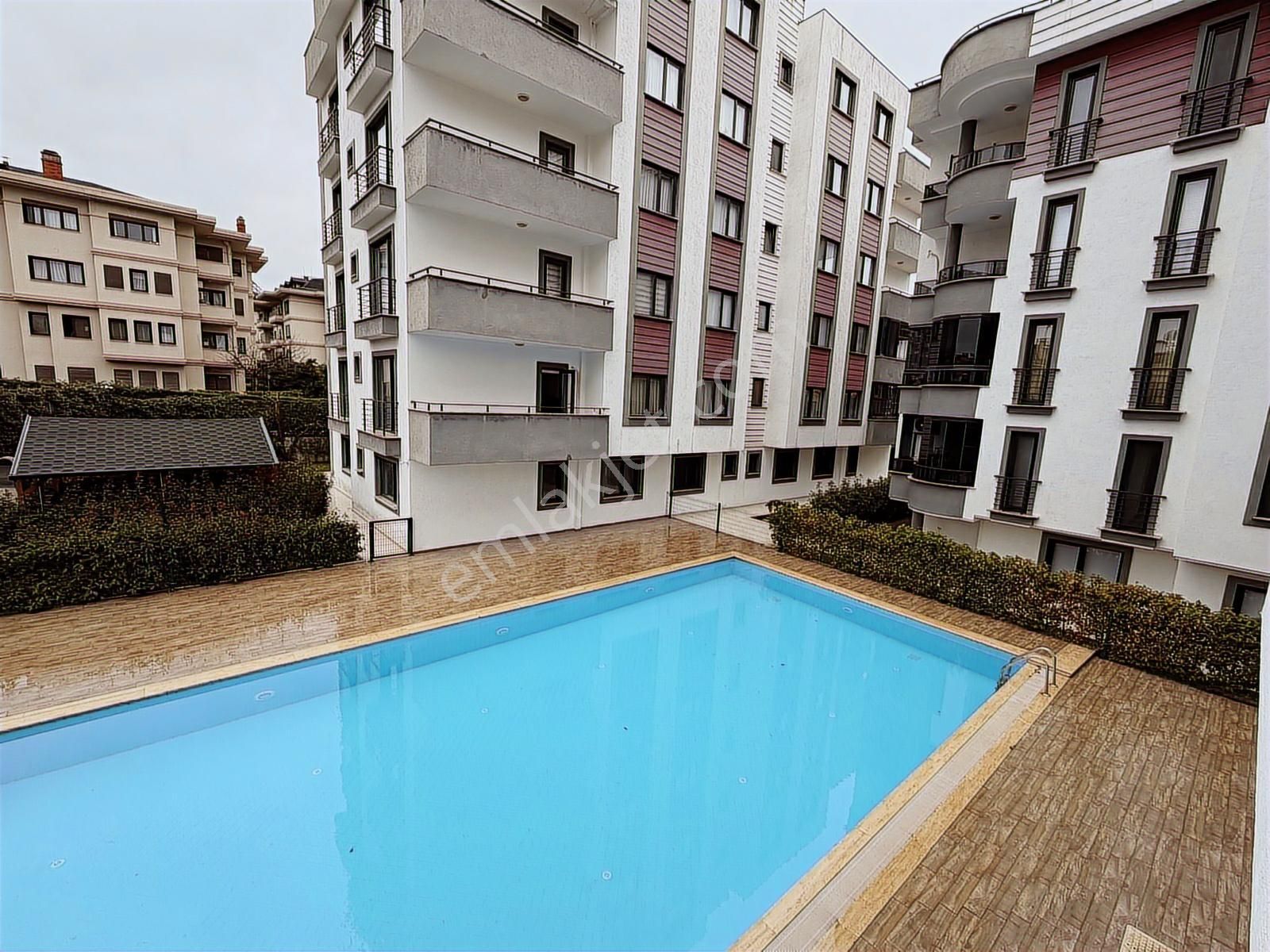 Expert'ten Balat'ta Satılık 4+1 Bahçe Dubleks 215m² - Görsel 13