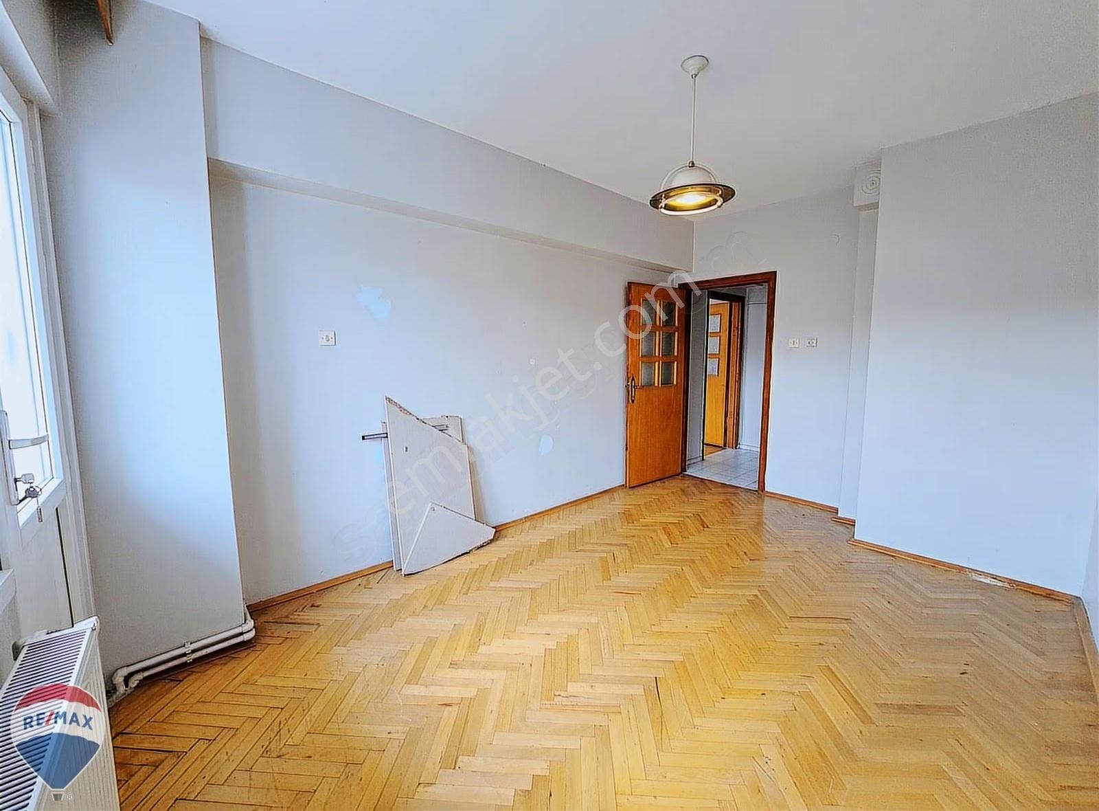 Remax Mavi'den, Ankara Cd. Üzerinde, Asansörlü 3+1 Kiralık Daire - Görsel 31