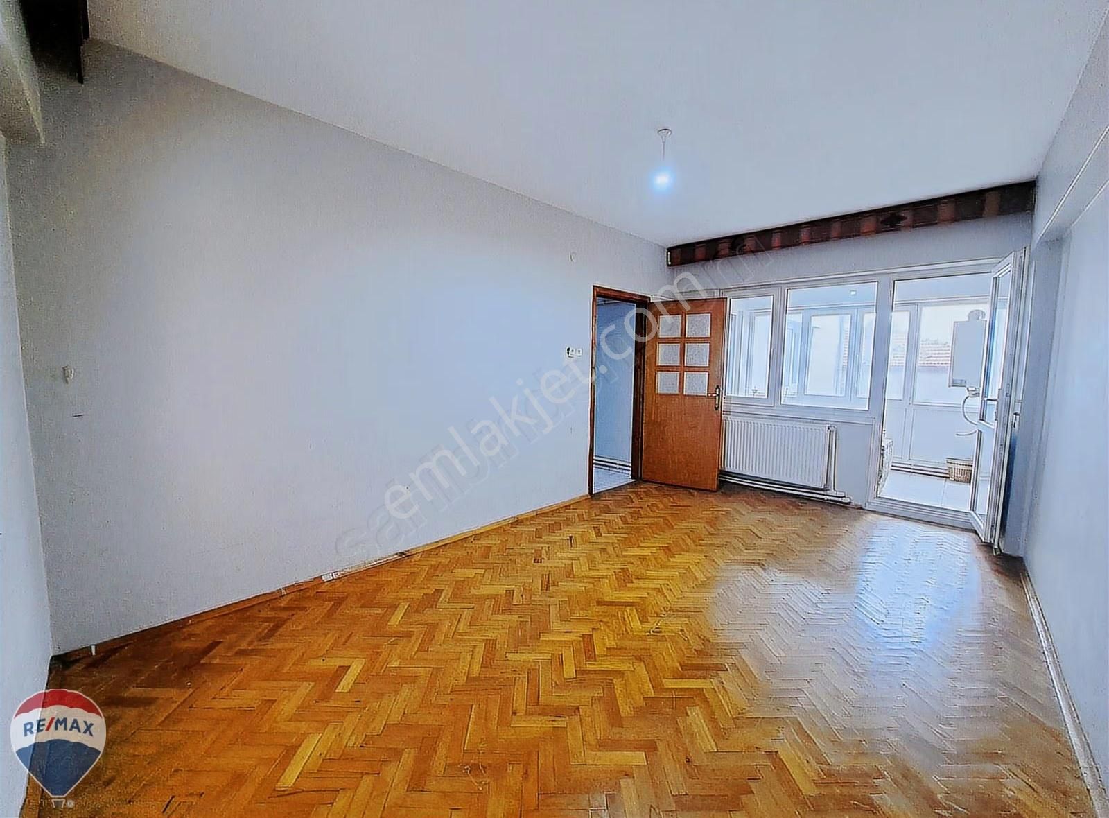 Remax Mavi'den, Ankara Cd. Üzerinde, Asansörlü 3+1 Kiralık Daire - Görsel 21