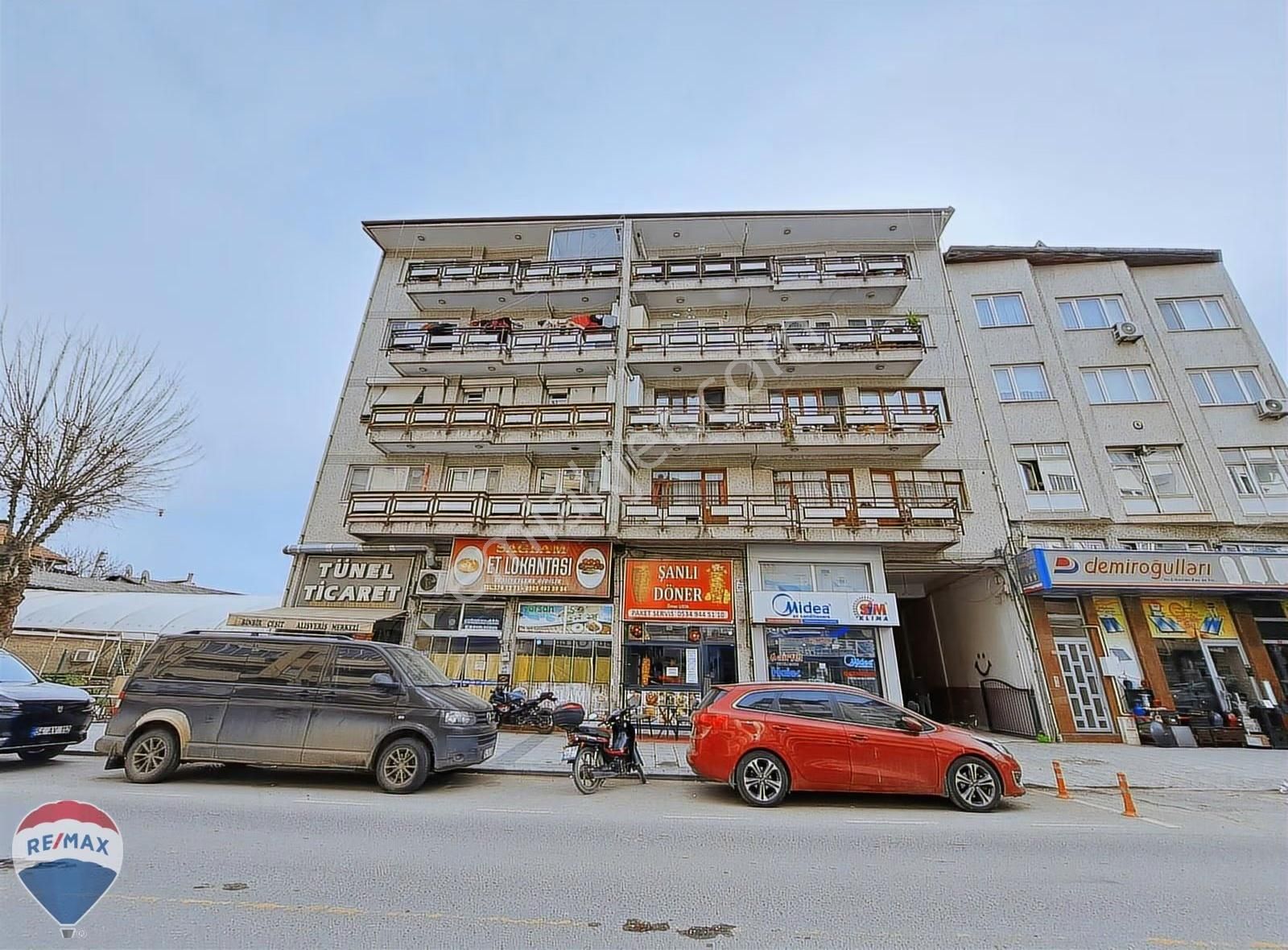 Remax Mavi'den, Ankara Cd. Üzerinde, Asansörlü 3+1 Kiralık Daire - Görsel 3