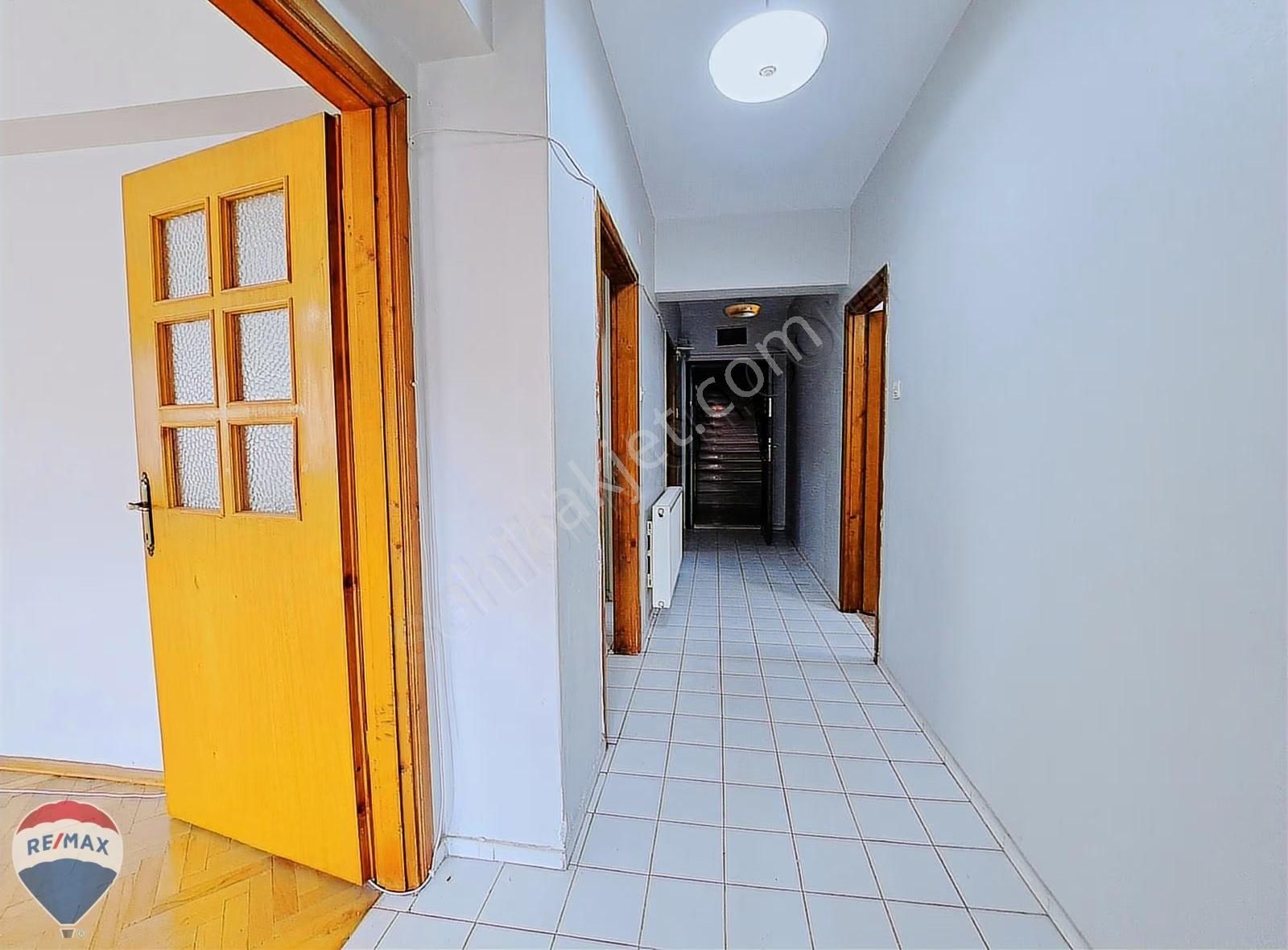 Remax Mavi'den, Ankara Cd. Üzerinde, Asansörlü 3+1 Kiralık Daire - Görsel 18