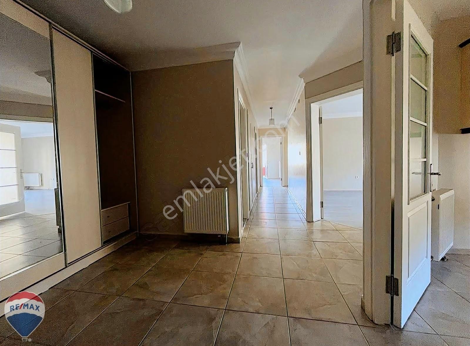 Remax Mavi'den Korucuk Baytur Sitesinde Satılık 3+1 Daire - Görsel 3