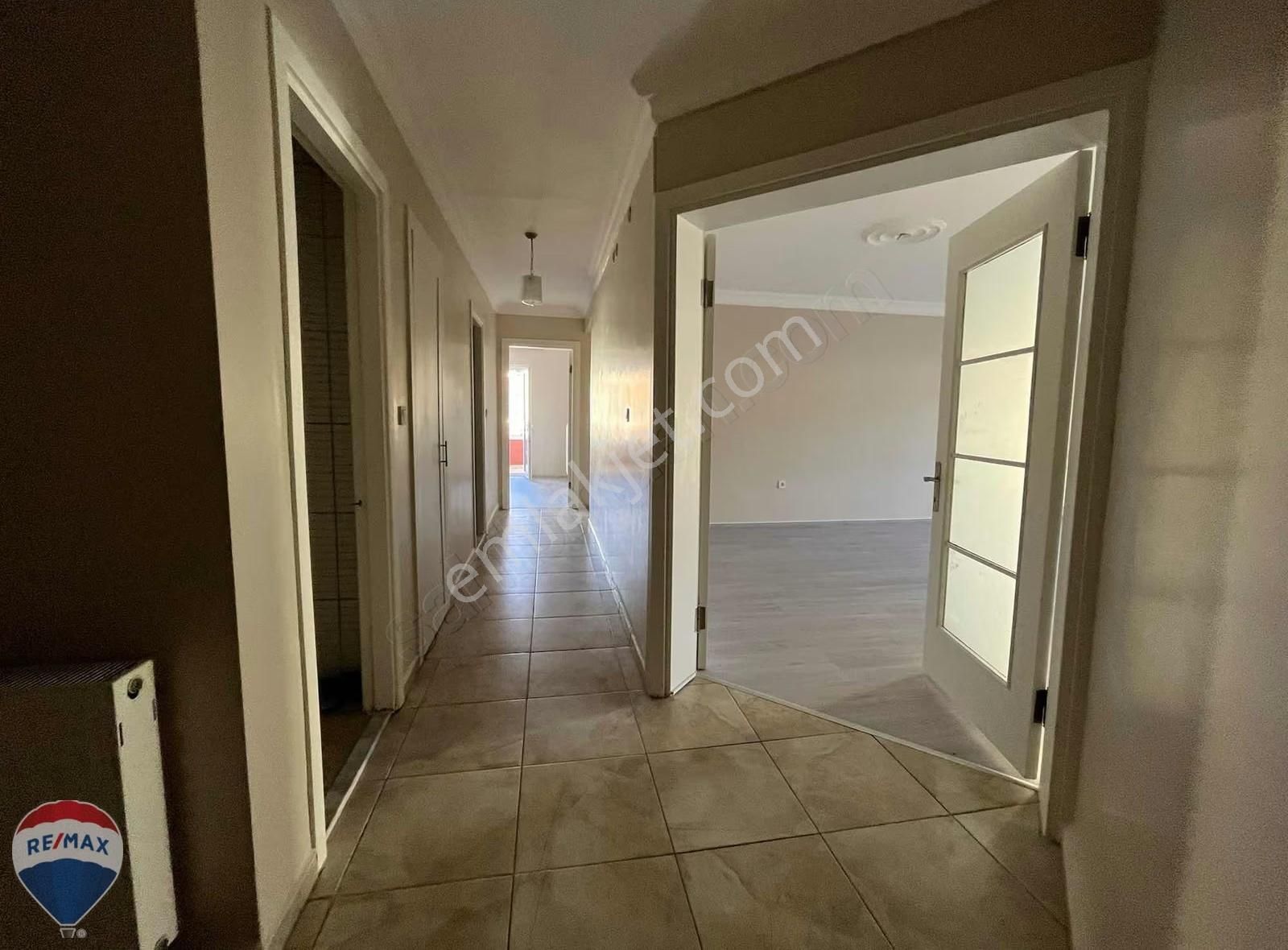 Remax Mavi'den Korucuk Baytur Sitesinde Satılık 3+1 Daire - Görsel 9