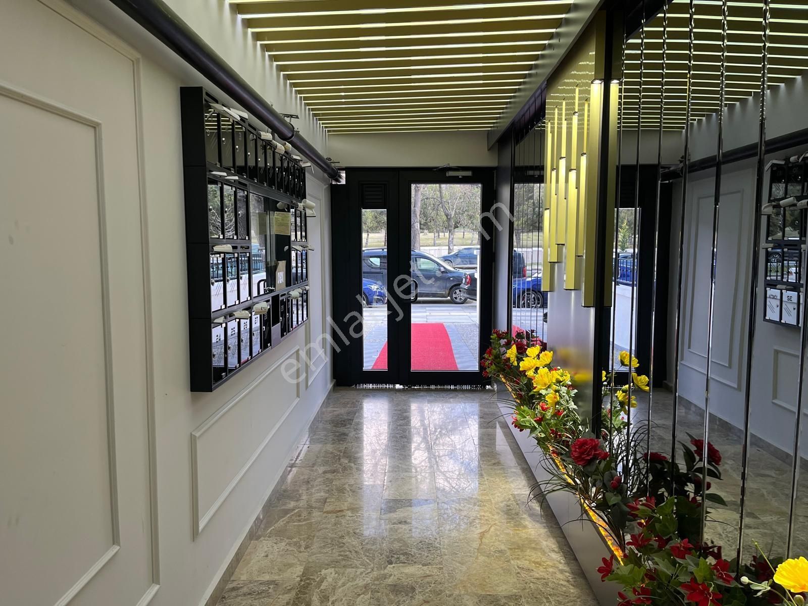 Sbell'den Başkent Hastanesi Yakını Yeni Binada 2.katta Lüks 1+1 - Görsel 13