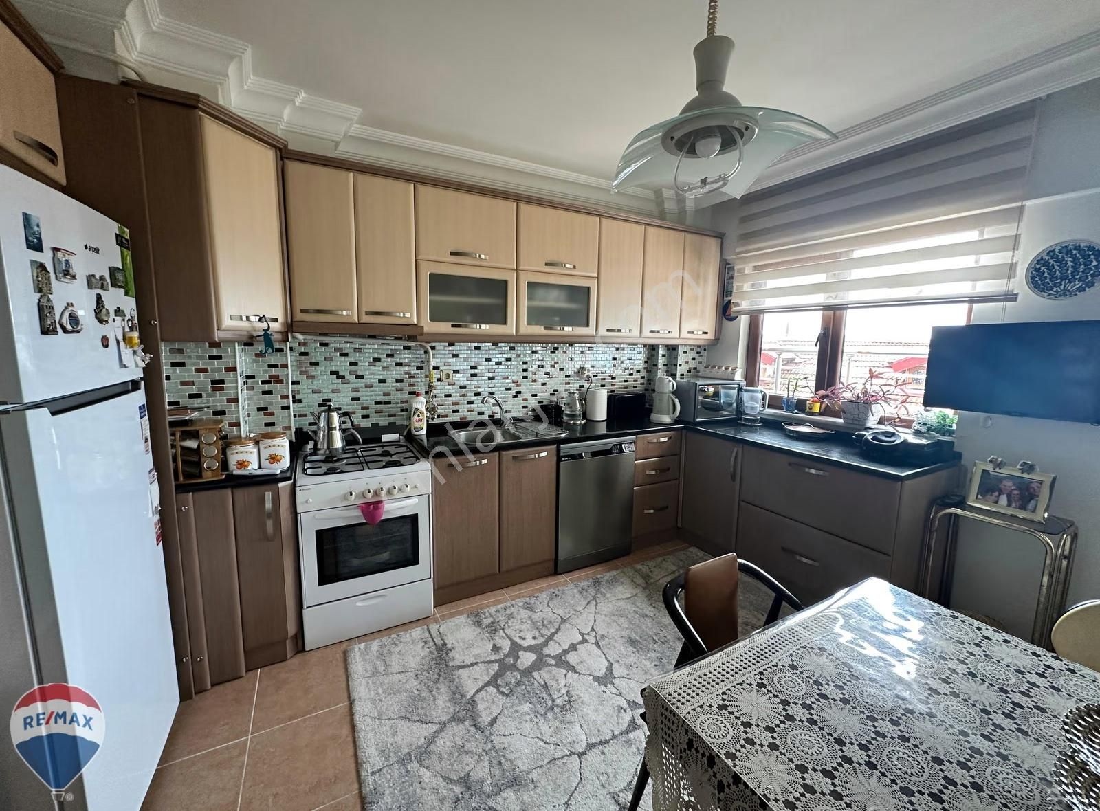 Serdivan Beşköprü Mah. Göl Manzaralı Satılık 180m² Dubleks Daire - Görsel 14