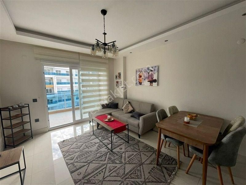 Alanya Tosmur’da Deniz Manzaralı | Eşyalı 1+1 Satılık Daire - Görsel 4
