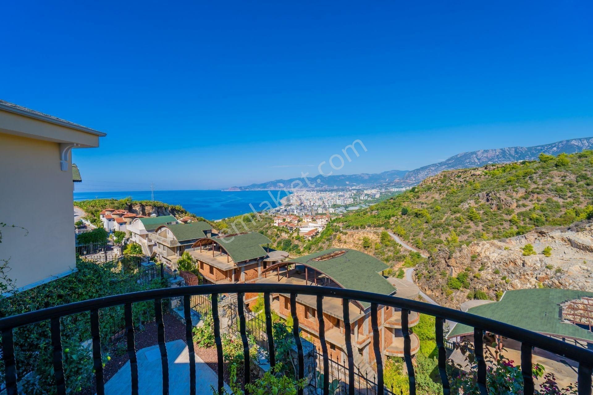 Alanya Kargıcak’ta Panoramik Manzaralı Satılık Lüks Villa - Görsel 23