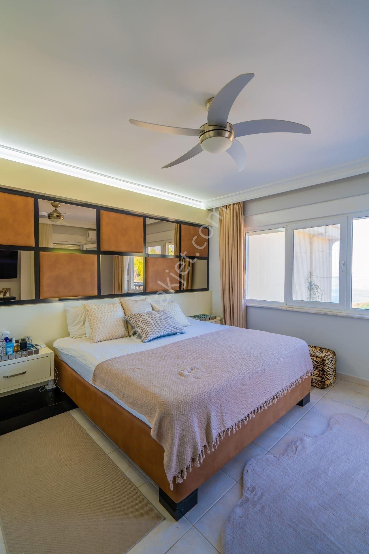 Alanya Kargıcak’ta Panoramik Manzaralı Satılık Lüks Villa - Görsel 21