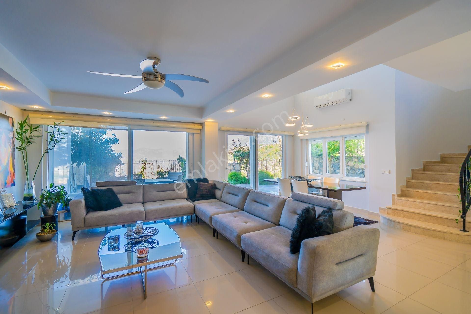 Alanya Kargıcak’ta Panoramik Manzaralı Satılık Lüks Villa - Görsel 4