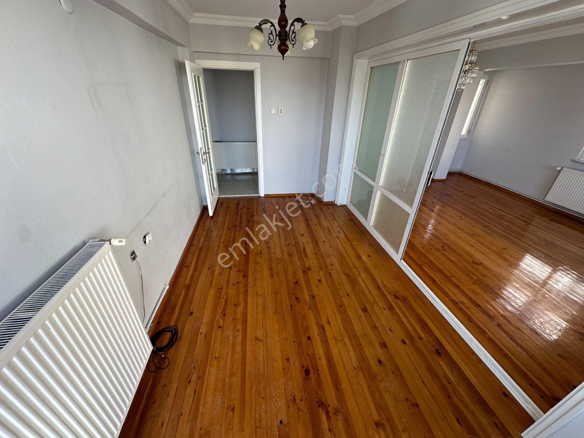 🎉🎉 Nazilli Merkezde 3+1 Doğalgazlı Kiralık Daire 🎉🎉 - Görsel 8