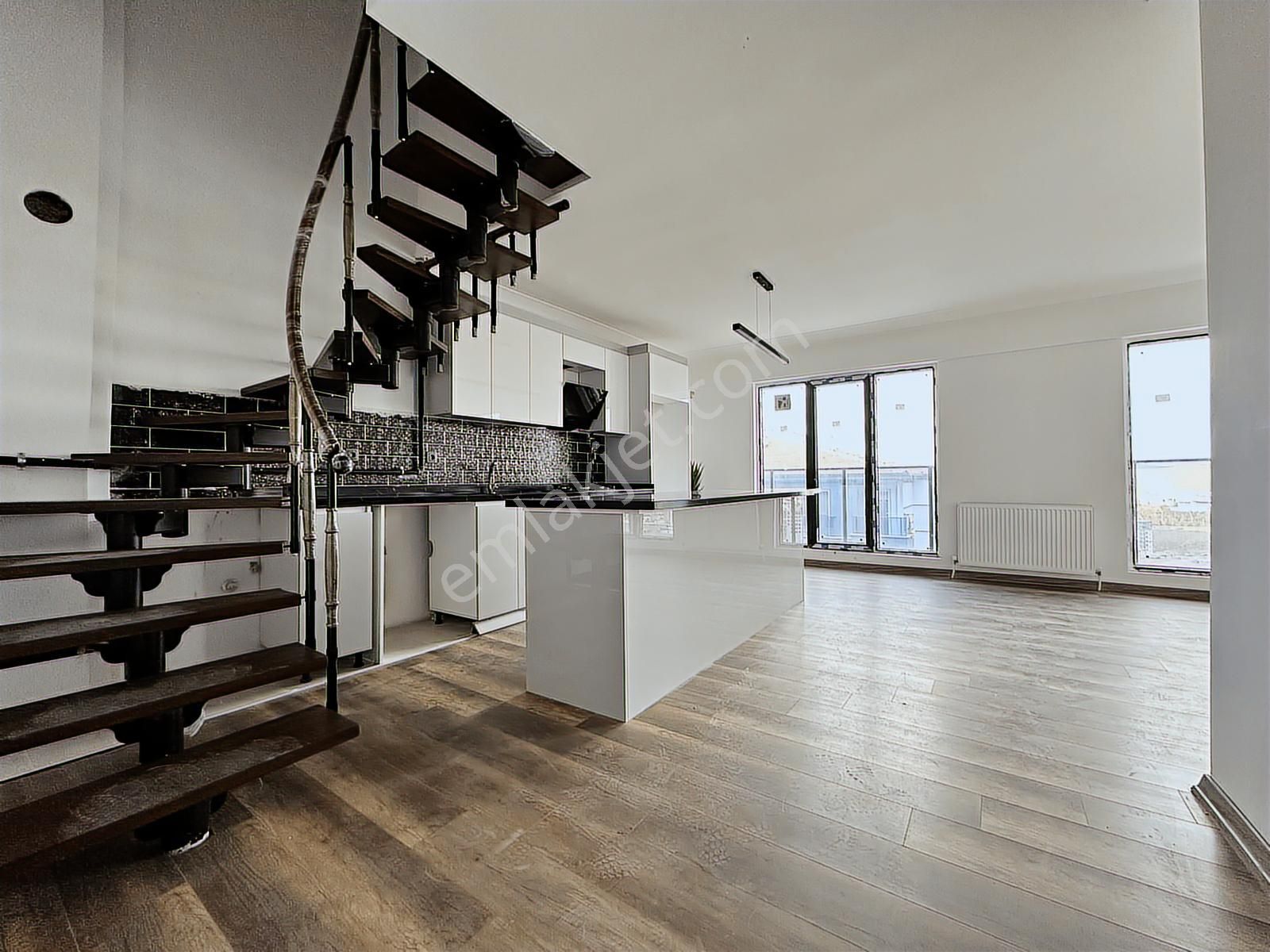 Mehmet Zengin'den Hastane Yakını, Ultra Lüks, Sıfır 4+1 Dubleks