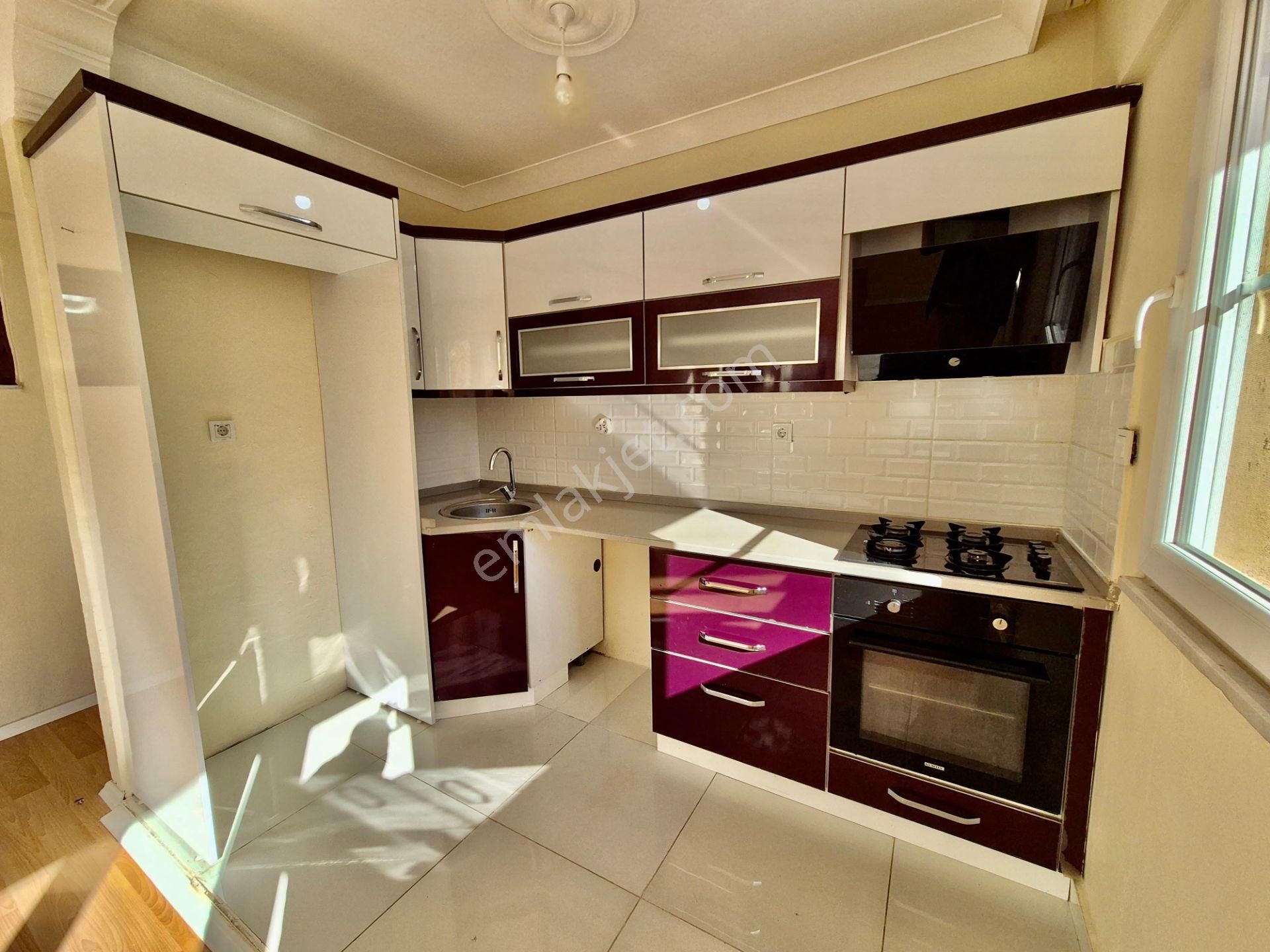 ▓tek Yetkili Karabuluttan▓merkez'de Hem Oturum Hem Yatırım İçin İdeal 2+1 Satılık Daire