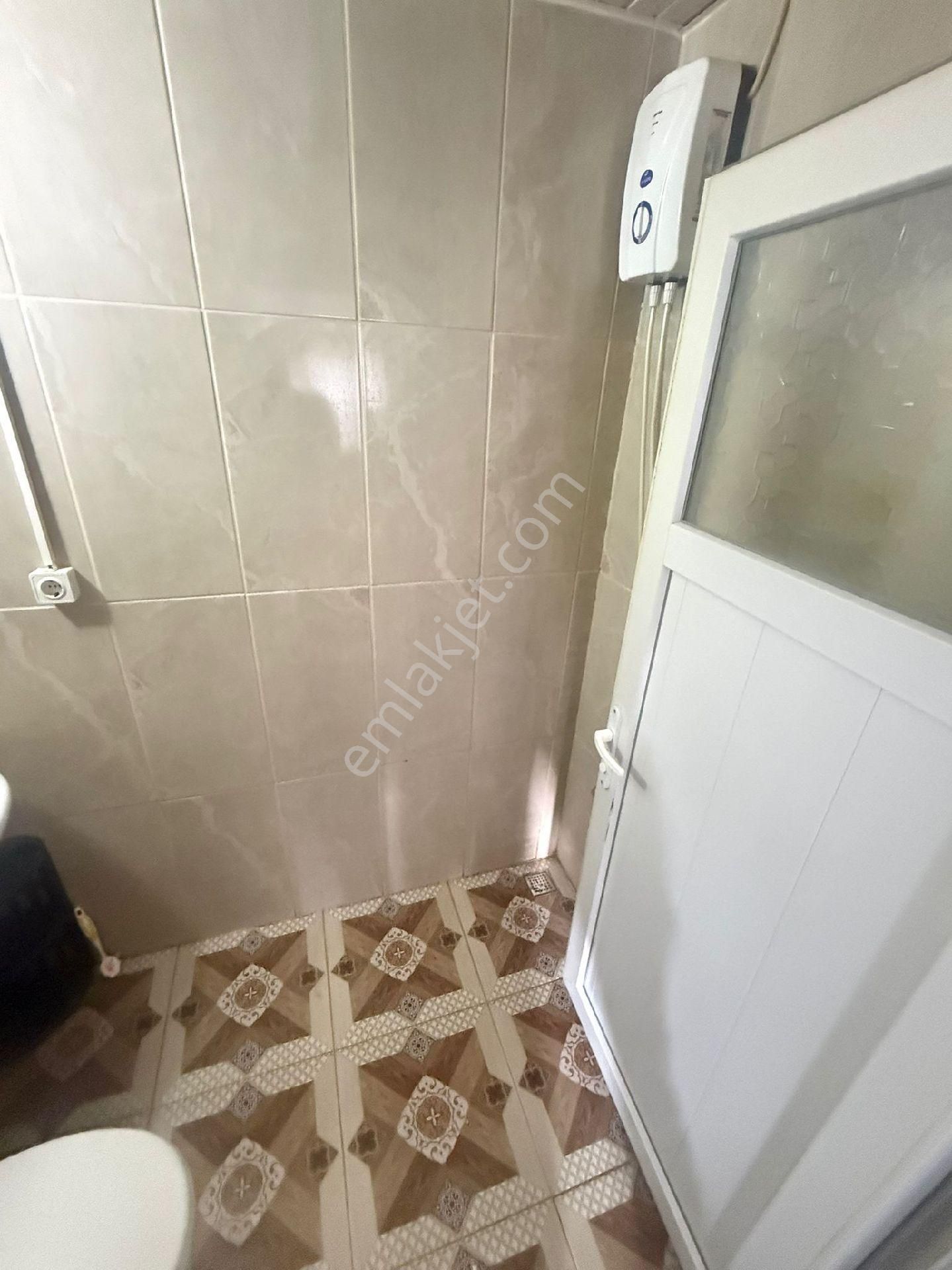 Güzelyalı Mahallesinde 2+1 Tertemiz Site İçerisinde Eşyalı Kiralık Daire - Görsel 5
