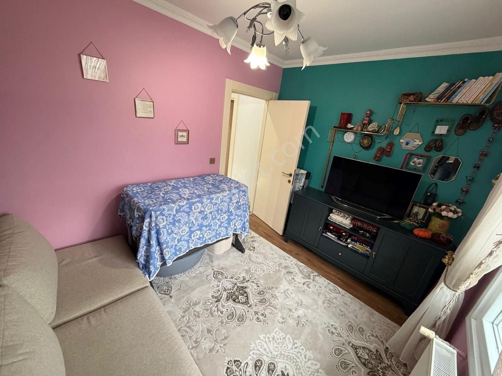 Beylikdüzü Marmara Mahallesinde 3+1 155 M2 İçi Bakımlı Satılık Daire Oturuma Hazırdır - Görsel 21