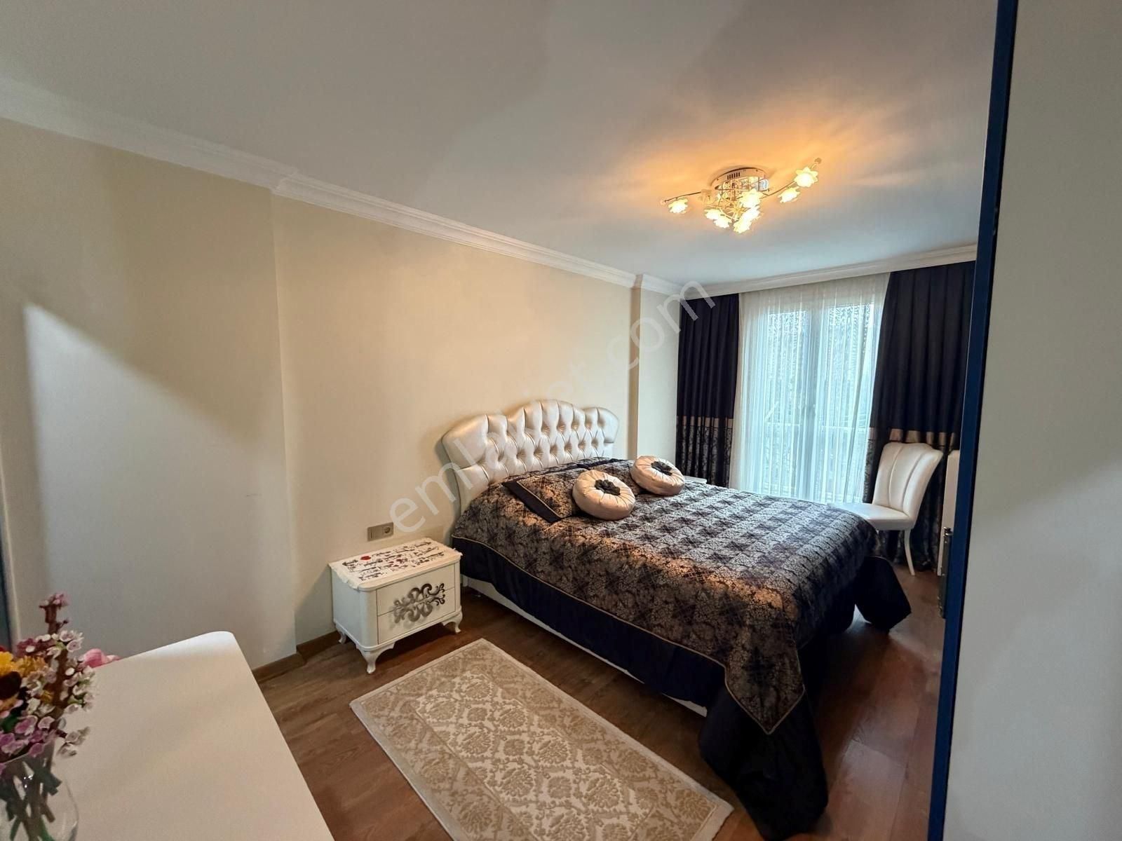 Beylikdüzü Marmara Mahallesinde 3+1 155 M2 İçi Bakımlı Satılık Daire Oturuma Hazırdır - Görsel 26