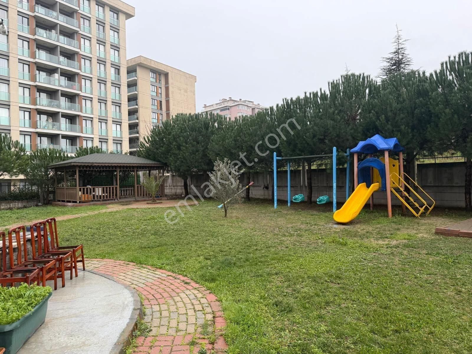 Beylikdüzü Marmara Mahallesinde 3+1 155 M2 İçi Bakımlı Satılık Daire Oturuma Hazırdır - Görsel 32