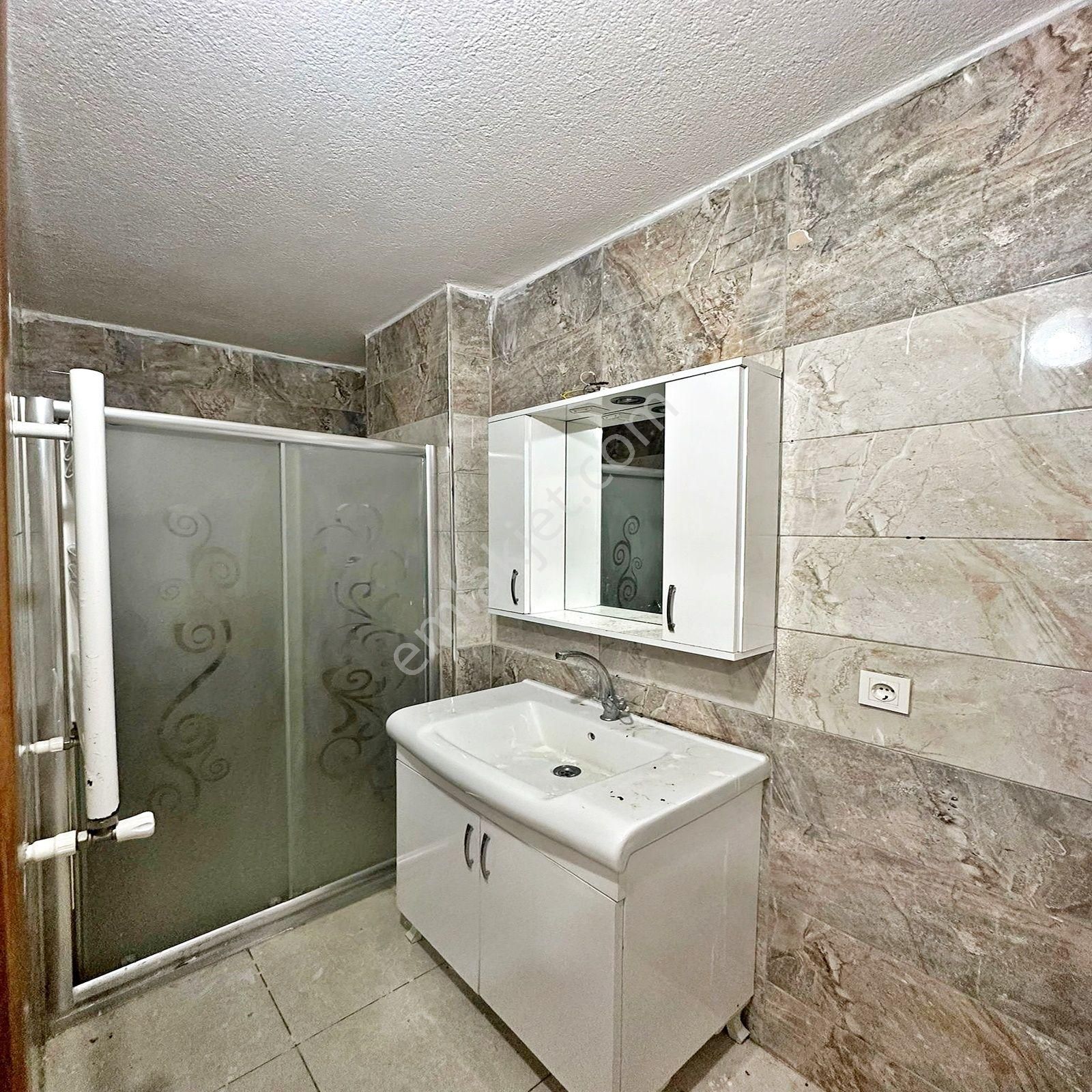 Orhangazi Mahallesinde 2+1 Balkonlu Kiralık Daire - Görsel 32