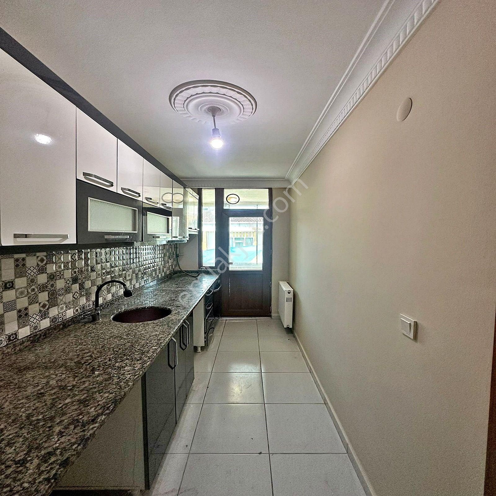 Orhangazi Mahallesinde 2+1 Balkonlu Kiralık Daire - Görsel 13