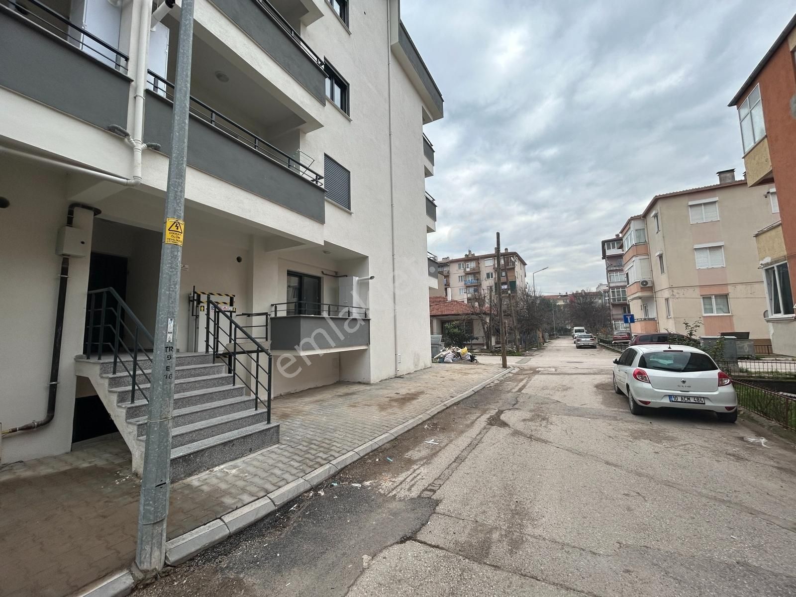 Hega İnvest-nef Ve İzmir Yoluna Çok Yakın Eşyalı Sıfır 1+1 Daire - Görsel 29