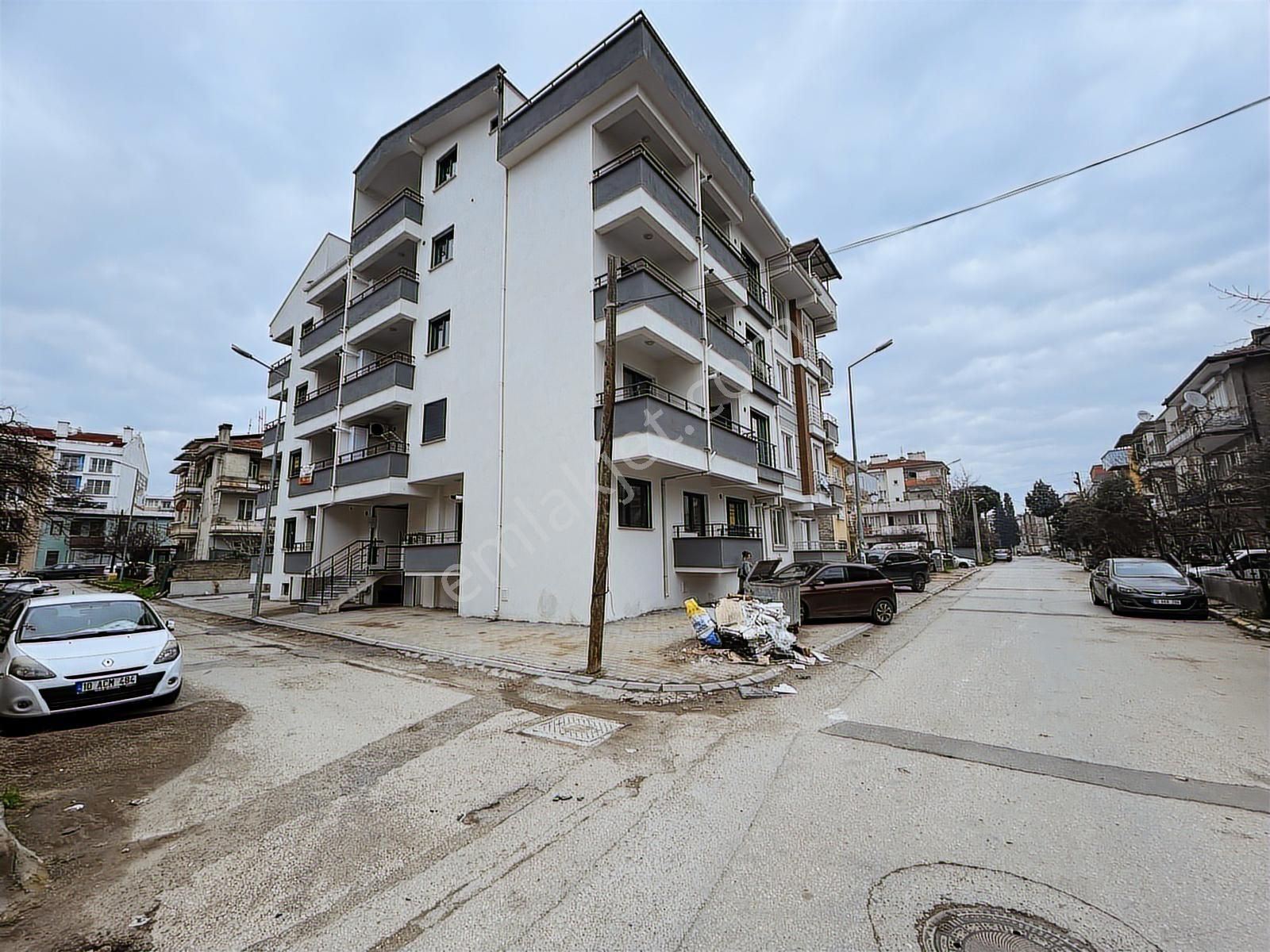 Hega İnvest-nef Ve İzmir Yoluna Çok Yakın Eşyalı Sıfır 1+1 Daire - Görsel 35