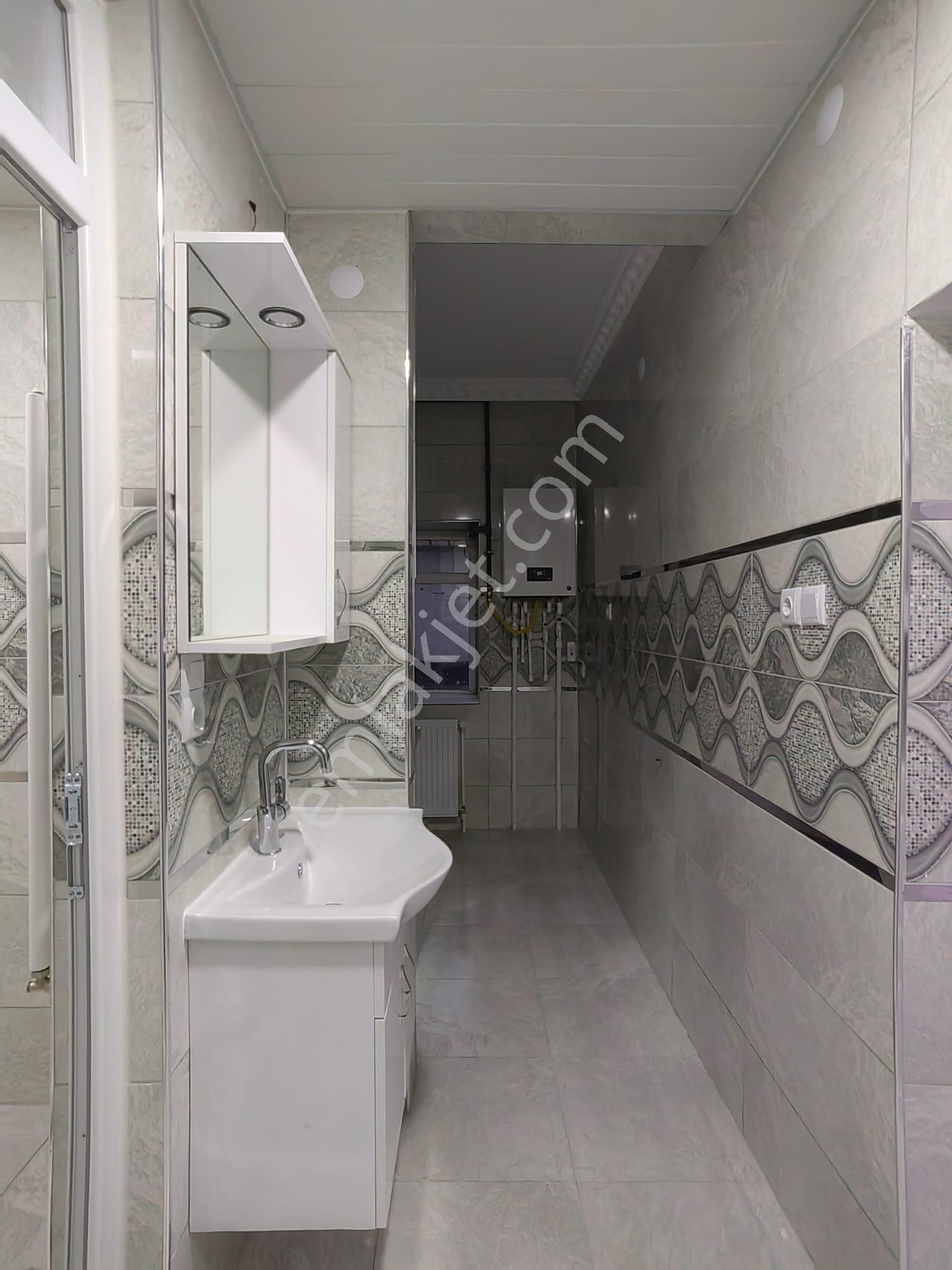 Akçay Emlak'tan Akşehir Salı Pazarı Civarında Komple Bakımlı Müstakil Tadında Kiralık 2+1 Daire - Görsel 29