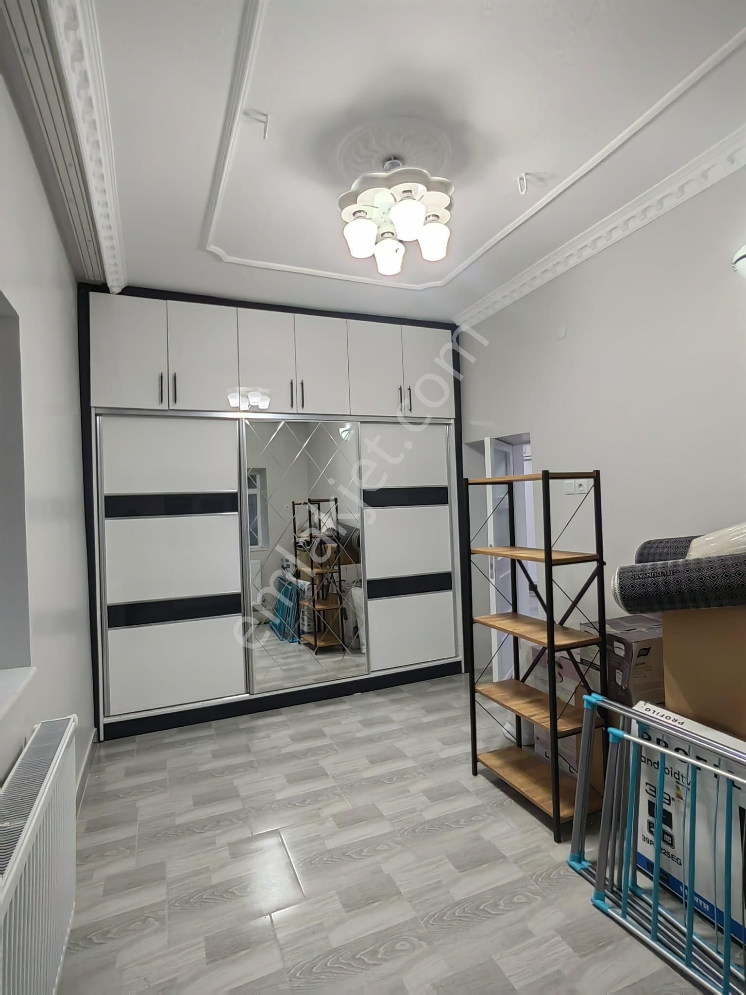 Akçay Emlak'tan Akşehir Salı Pazarı Civarında Komple Bakımlı Müstakil Tadında Kiralık 2+1 Daire - Görsel 25