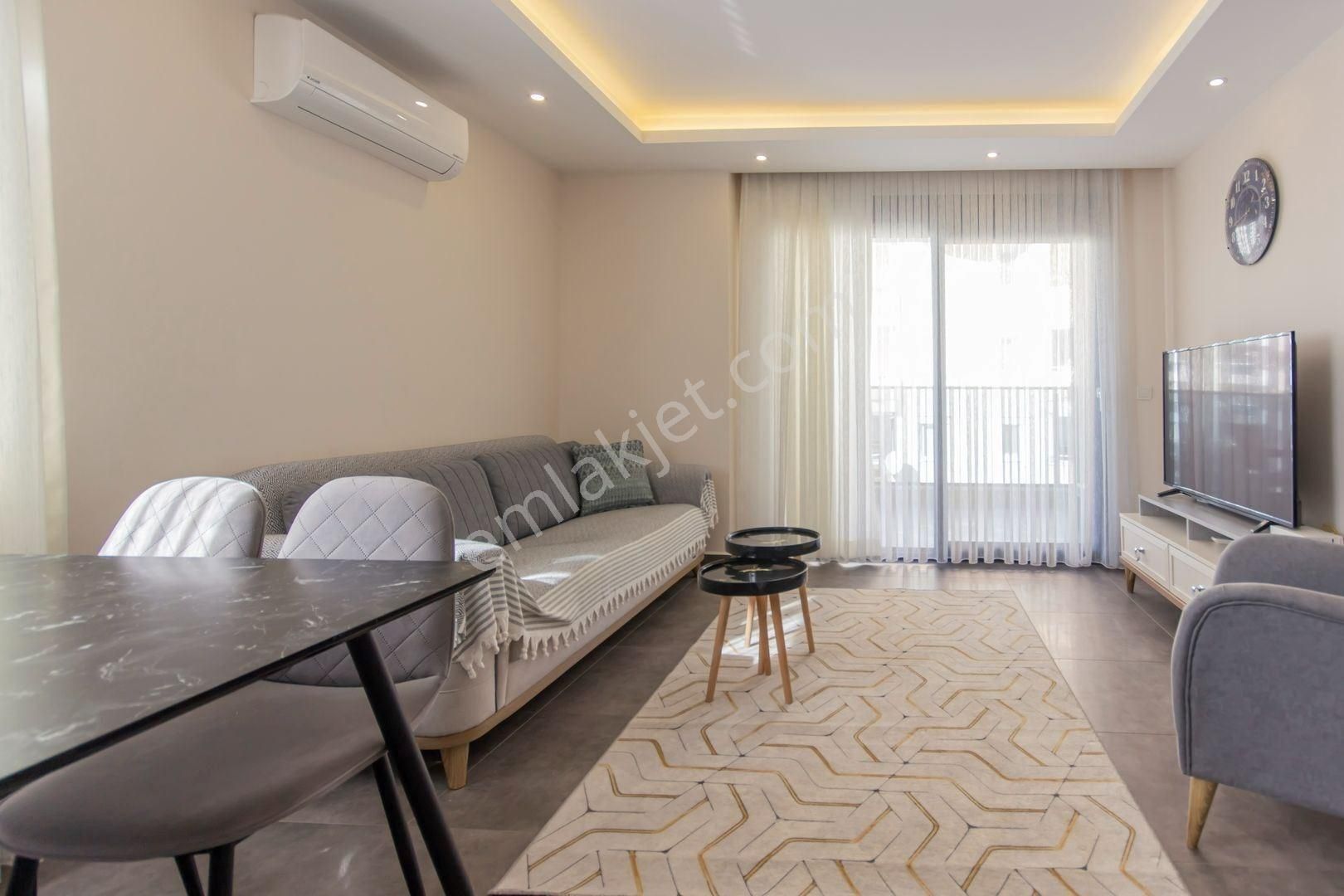 Alanya Mahmutlar’da Denize 200 M | Full Eşyalı 1+1 Satılık Daire