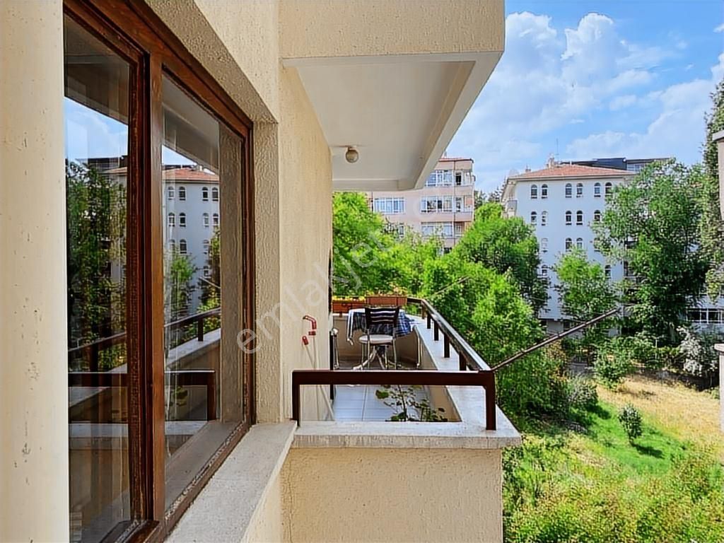 Çankaya Gop Turgutlu Sok.'da Büyük 70 M2 1+1 Mobilyalı - Görsel 10