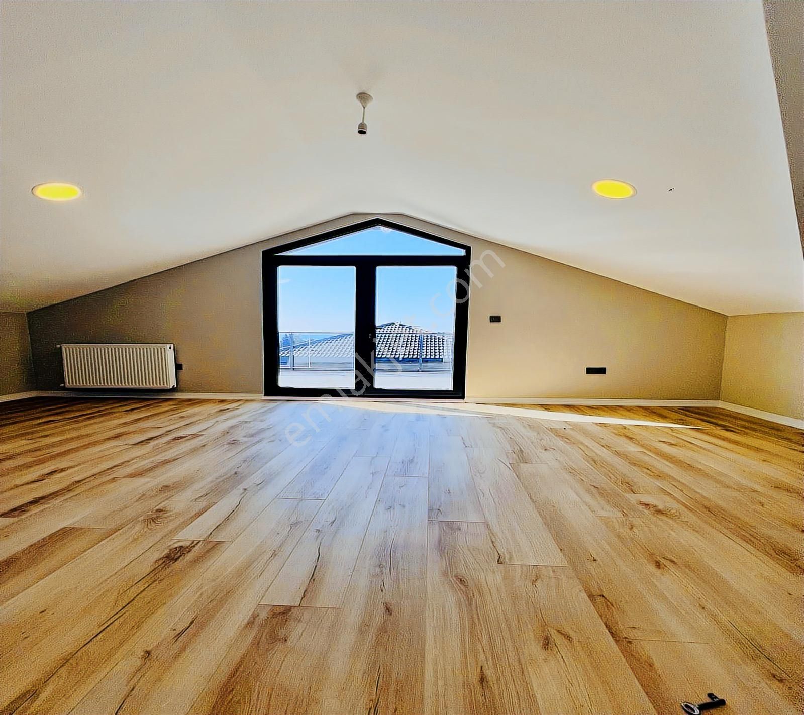 Büyükçekmece 5+2 Triplex Villa E-5 Ve Denize Yürüme Mesafesinde - Görsel 3