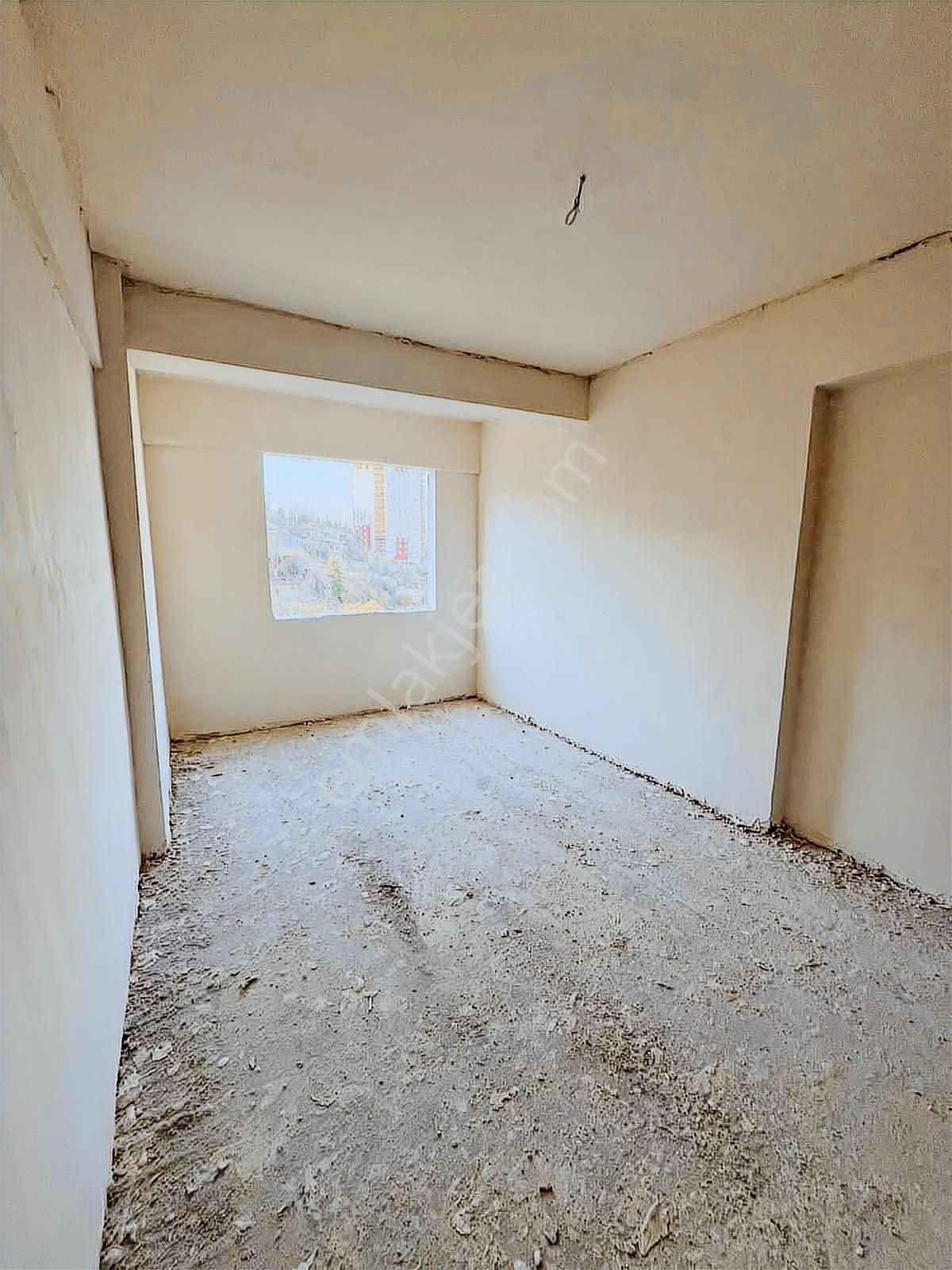 Valentia'dan 4 Ay Sonra Teslim Satılık 3+1 Sıfır Daire !!! - Görsel 3
