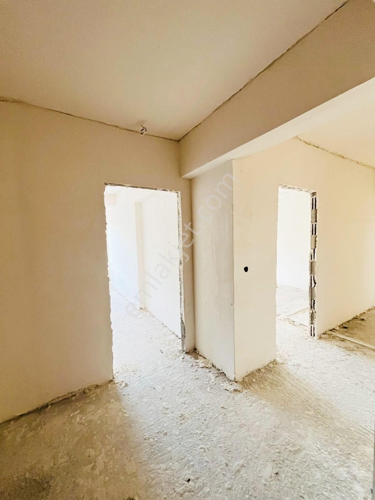 Valentia'dan 4 Ay Sonra Teslim Satılık 3+1 Sıfır Daire !!! - Görsel 4