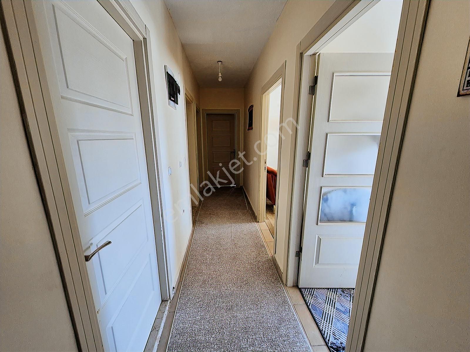 İlbey // Şuhut Tokiler'de Arakat "içi Yapılı" 2+1 Daire - Görsel 3