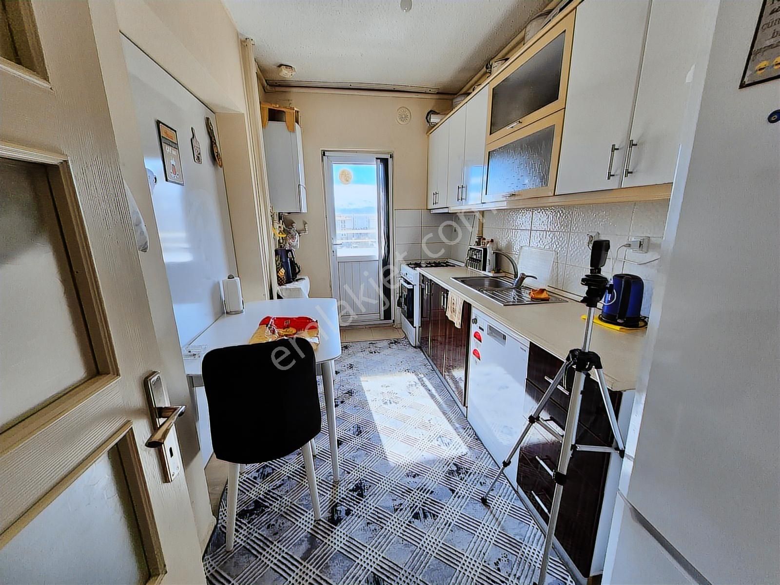 İlbey // Şuhut Tokiler'de Arakat "içi Yapılı" 2+1 Daire - Görsel 24