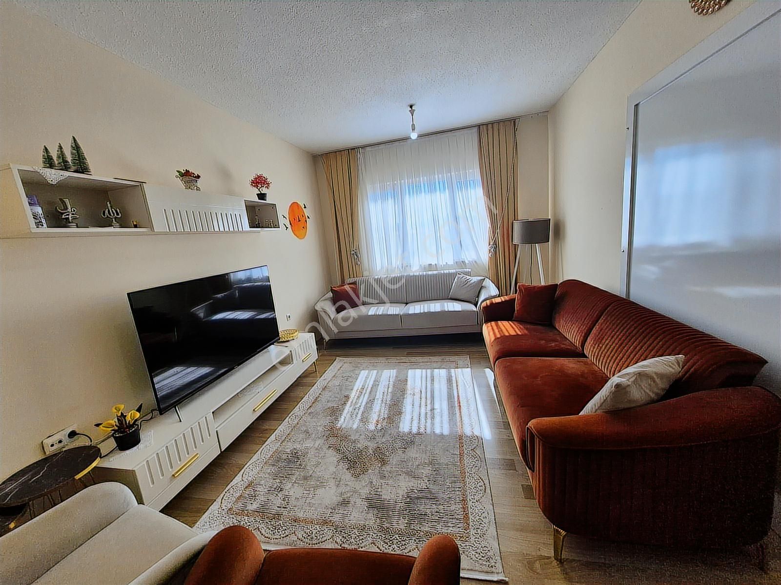 İlbey // Şuhut Tokiler'de Arakat "içi Yapılı" 2+1 Daire - Görsel 6