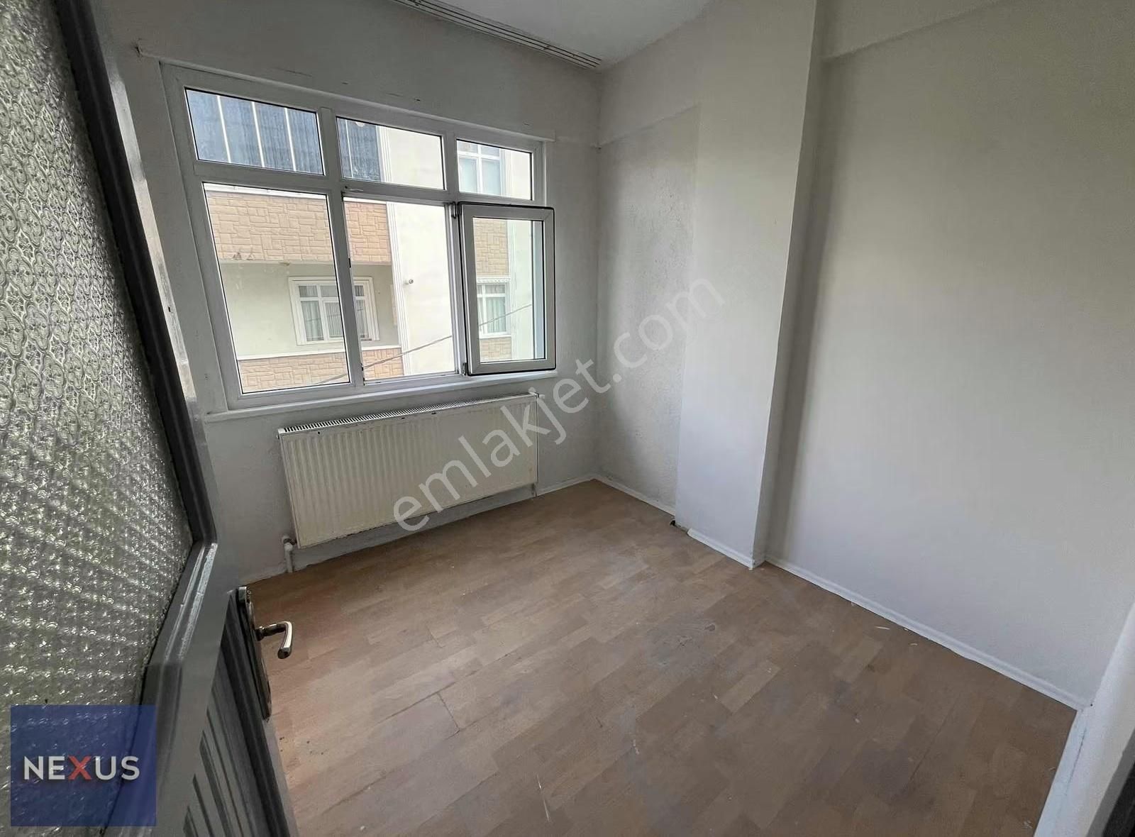 Sultanbeyli Samsun Caddesi Üzerinde Kiralık 3+1 Daire - Görsel 12