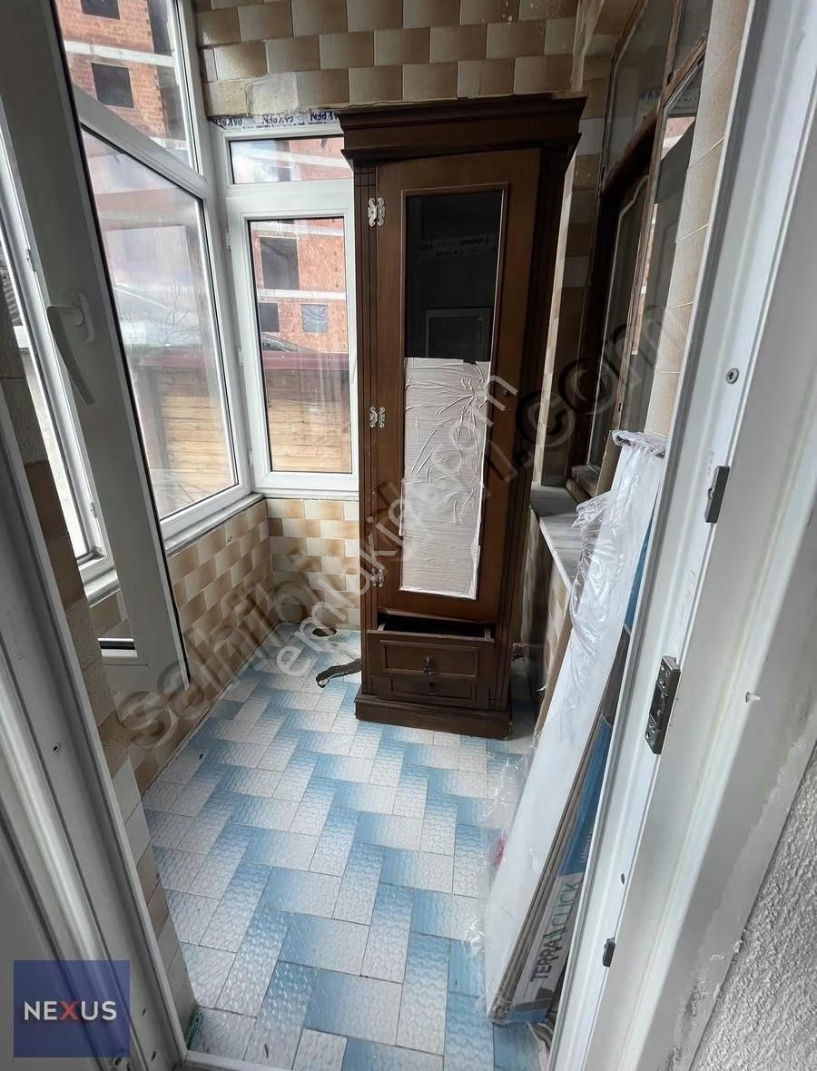 Sultanbeyli Samsun Caddesi Üzerinde Kiralık 3+1 Daire - Görsel 2