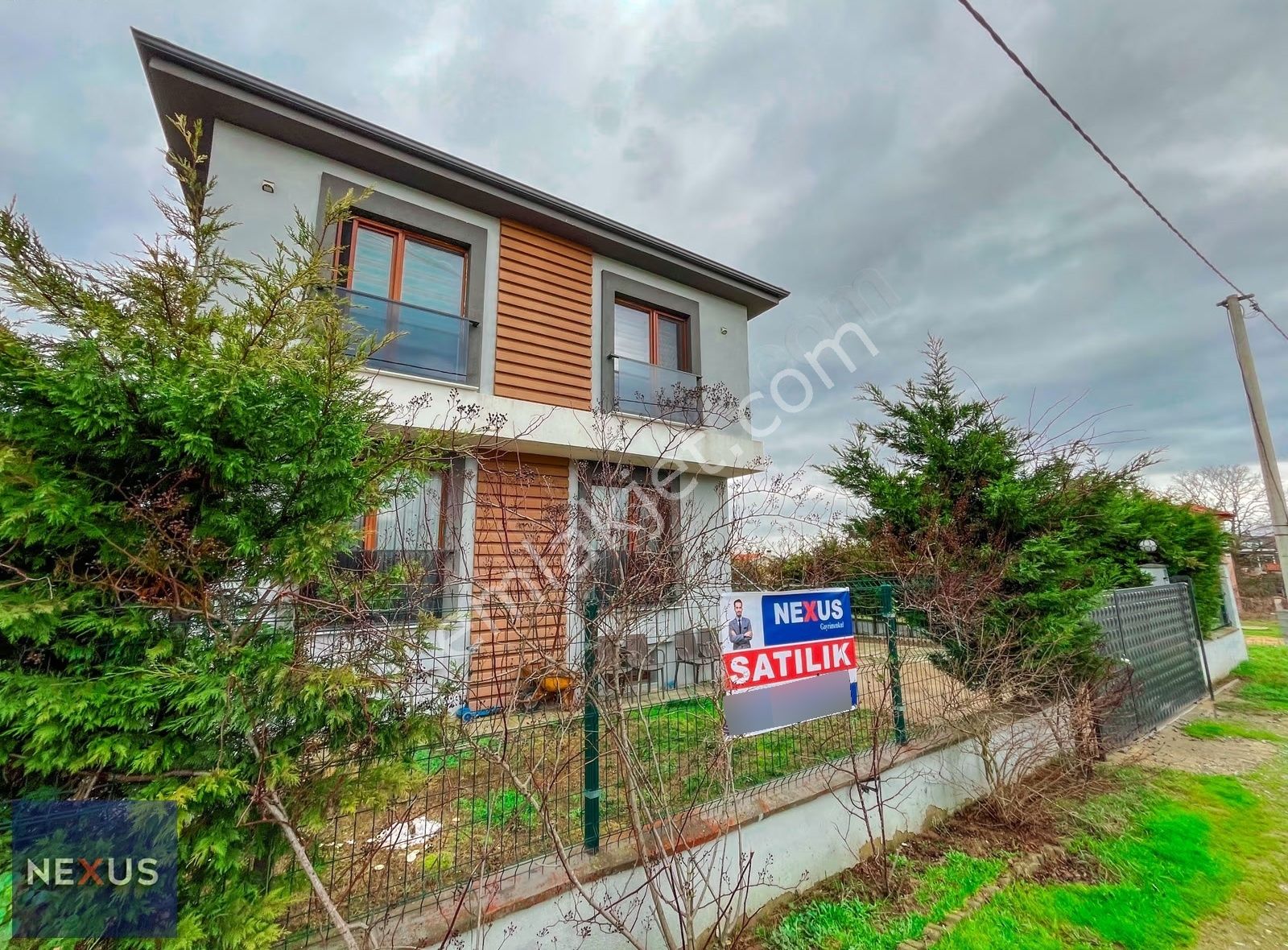 Tekirdağ Saray Satılık Üç Katlı Müsatkil Villa Sıfır Ayarında