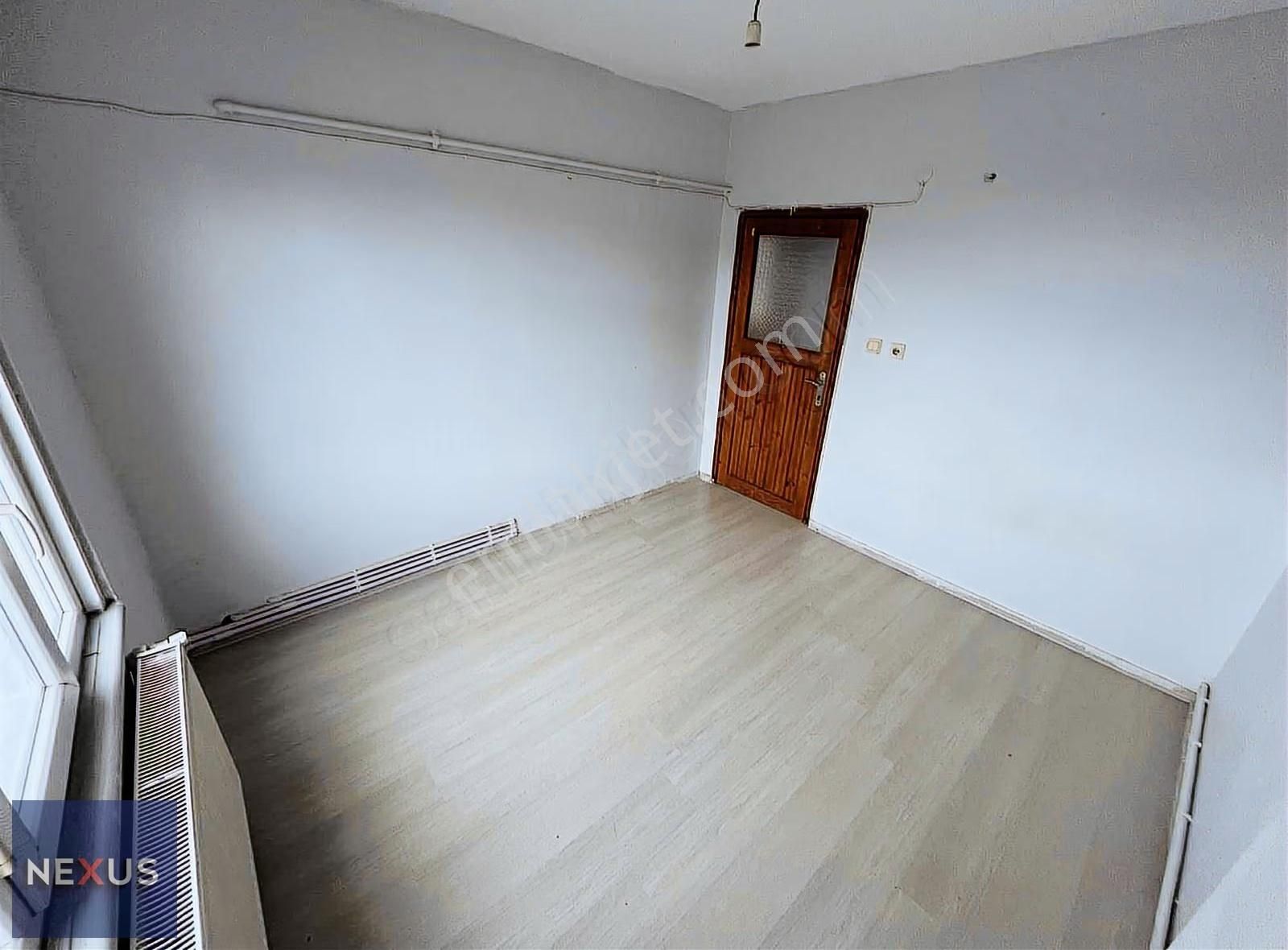 Sultanbeyli Hasanpaşa Mahallesin'de Ara Kat'ta Kiralık 2+1 Daire - Görsel 5