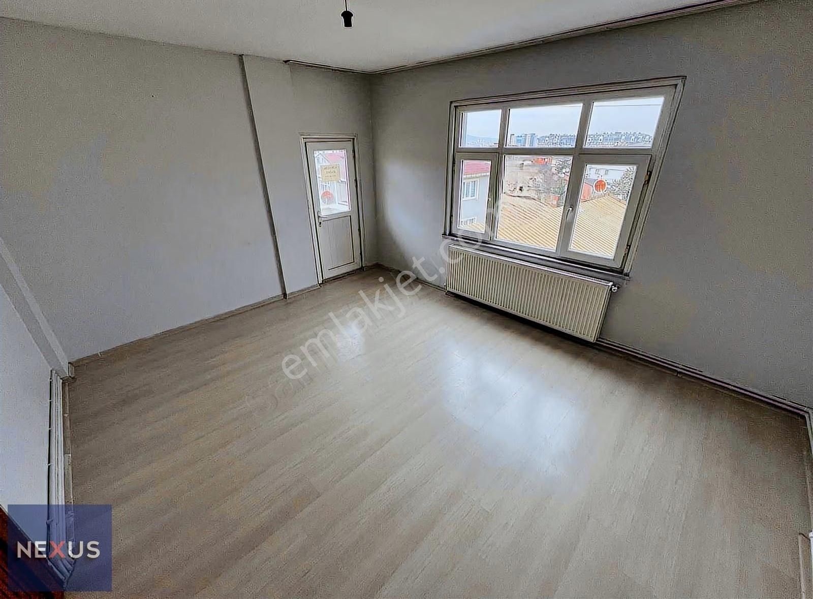 Sultanbeyli Hasanpaşa Mahallesin'de Ara Kat'ta Kiralık 2+1 Daire - Görsel 7