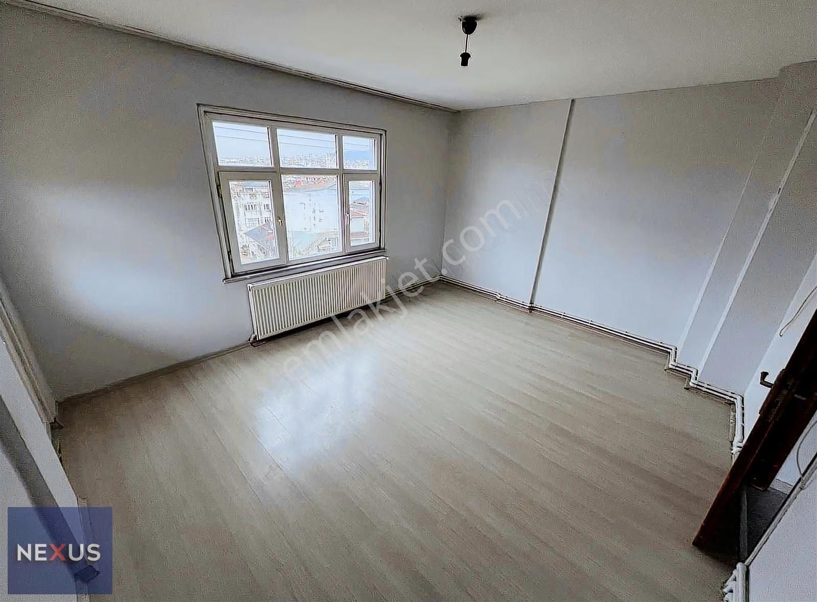 Sultanbeyli Hasanpaşa Mahallesin'de Ara Kat'ta Kiralık 2+1 Daire - Görsel 14