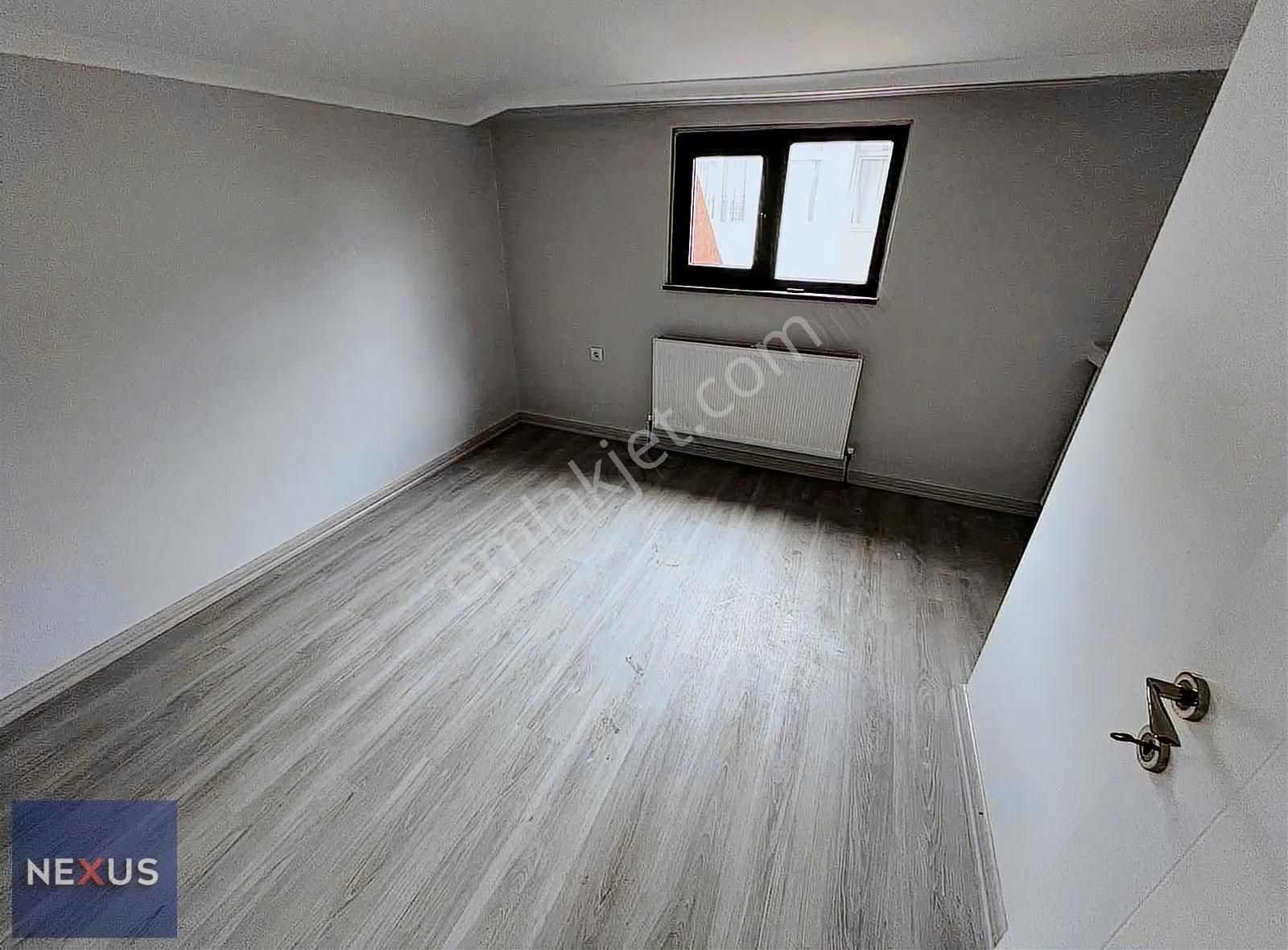 Sultanbeyli Hamidiye Mahallesin'de Kiralık 2+1 Üst Dublex Daire - Görsel 16