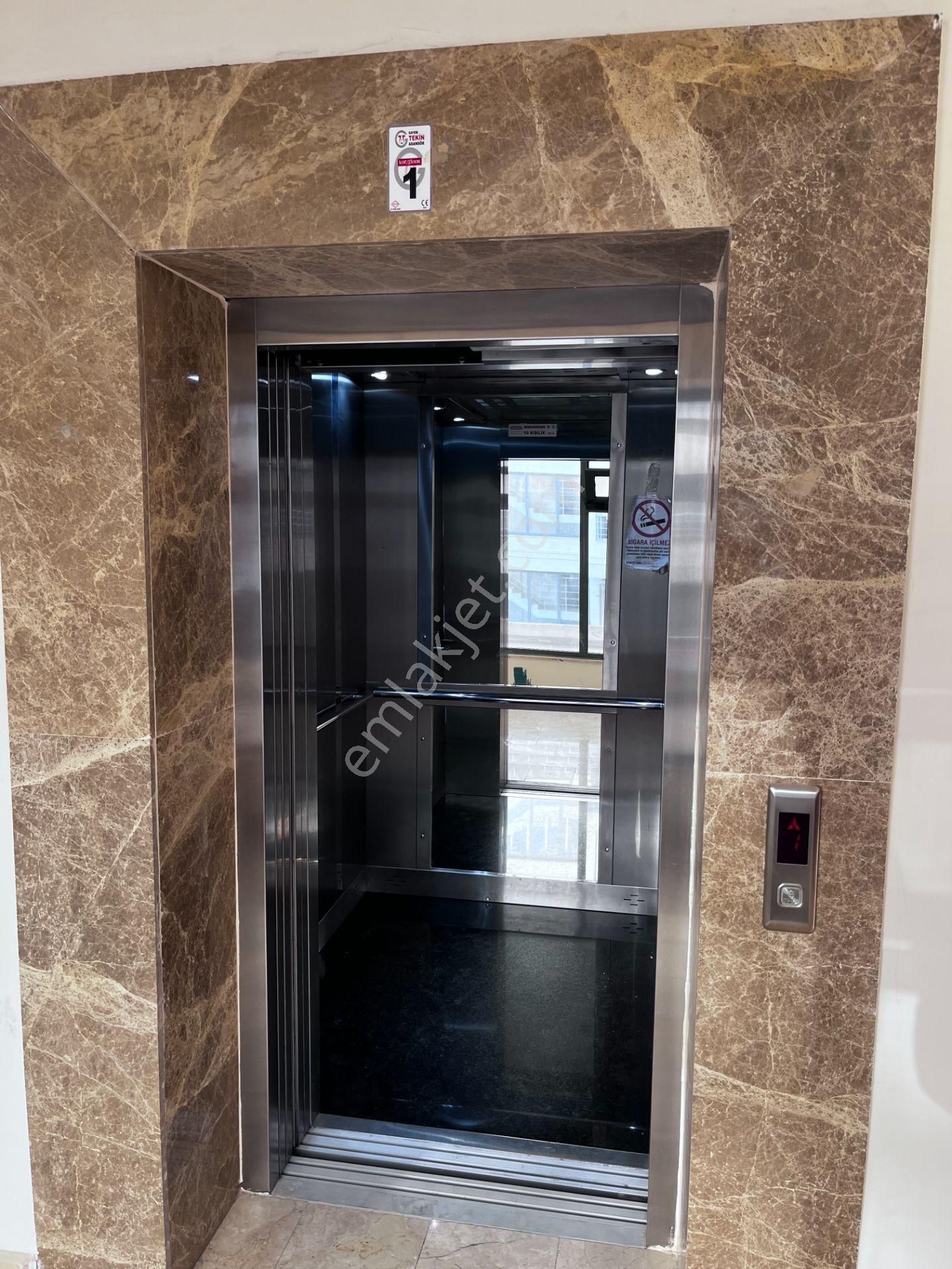 C21 Cius; Hastane Toki De Asansörlü Ferah 3+1 Kiralık Daire - Görsel 29