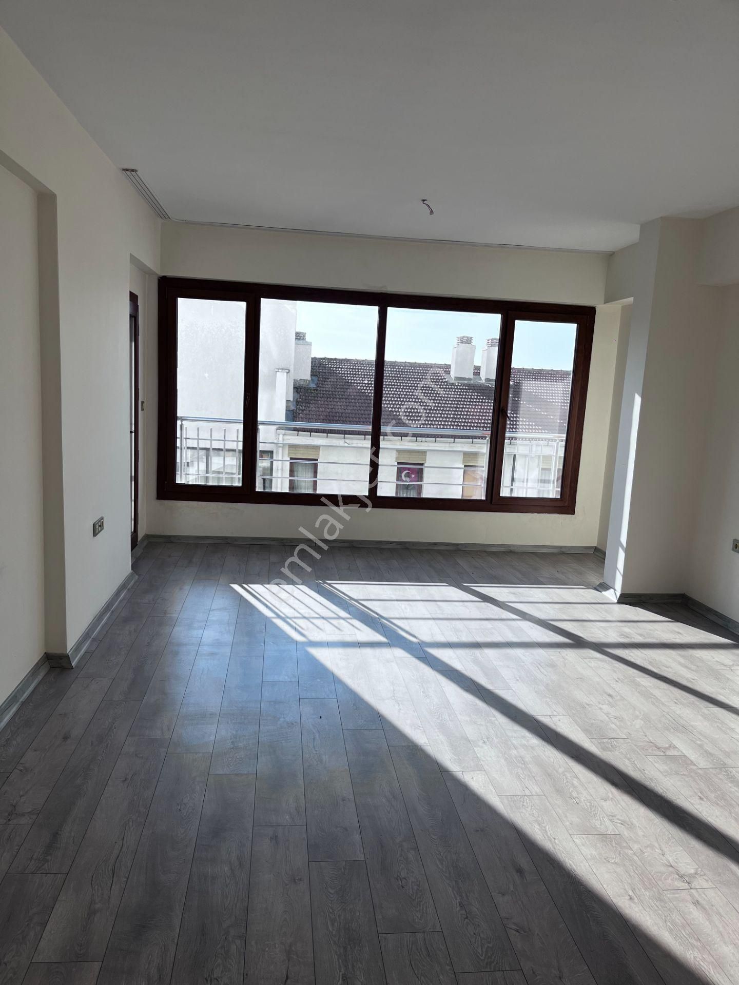 C21 Cius; Hastane Toki De Asansörlü Ferah 3+1 Kiralık Daire - Görsel 7