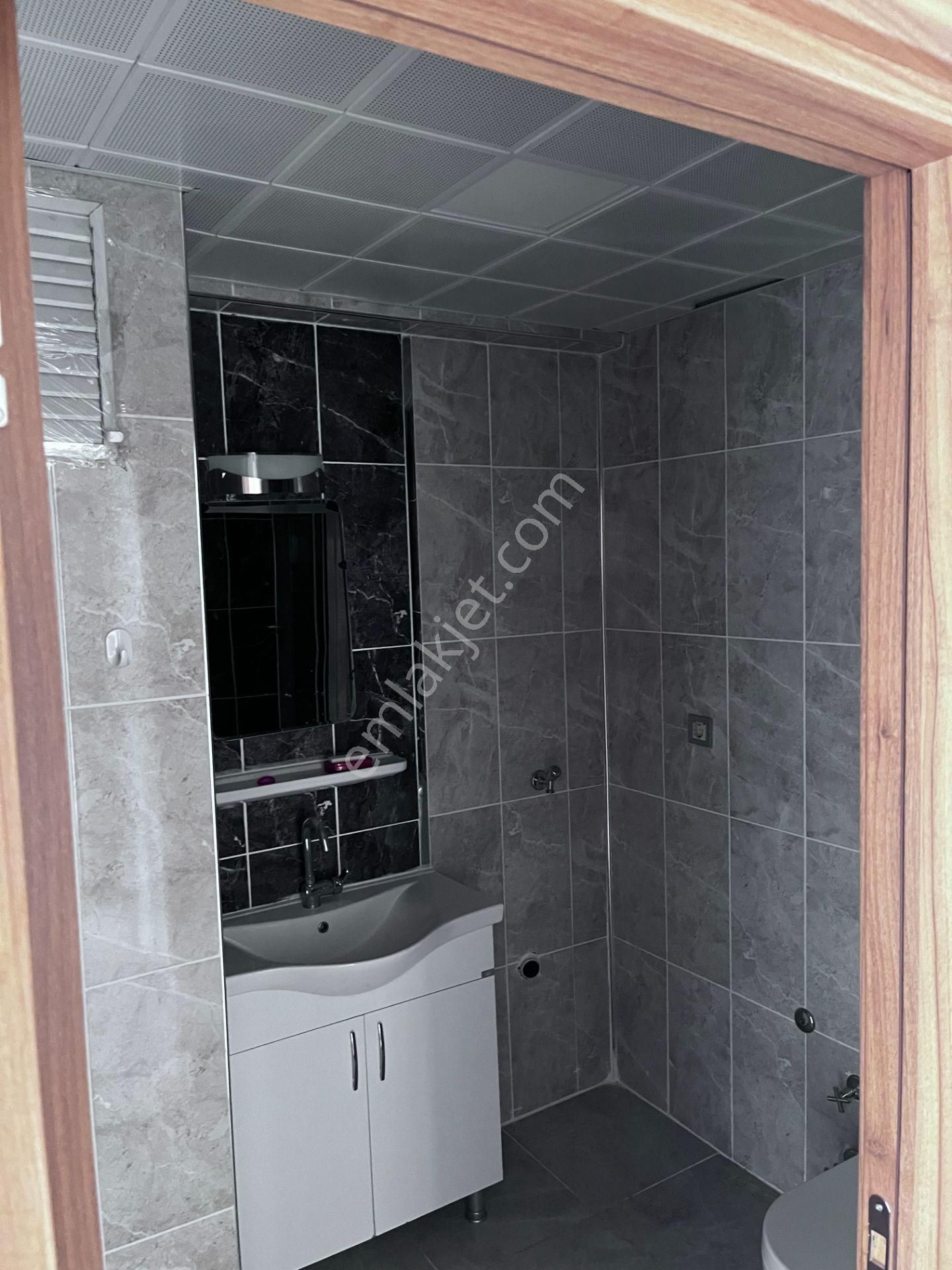C21 Cius; Hastane Toki De Asansörlü Ferah 3+1 Kiralık Daire - Görsel 24