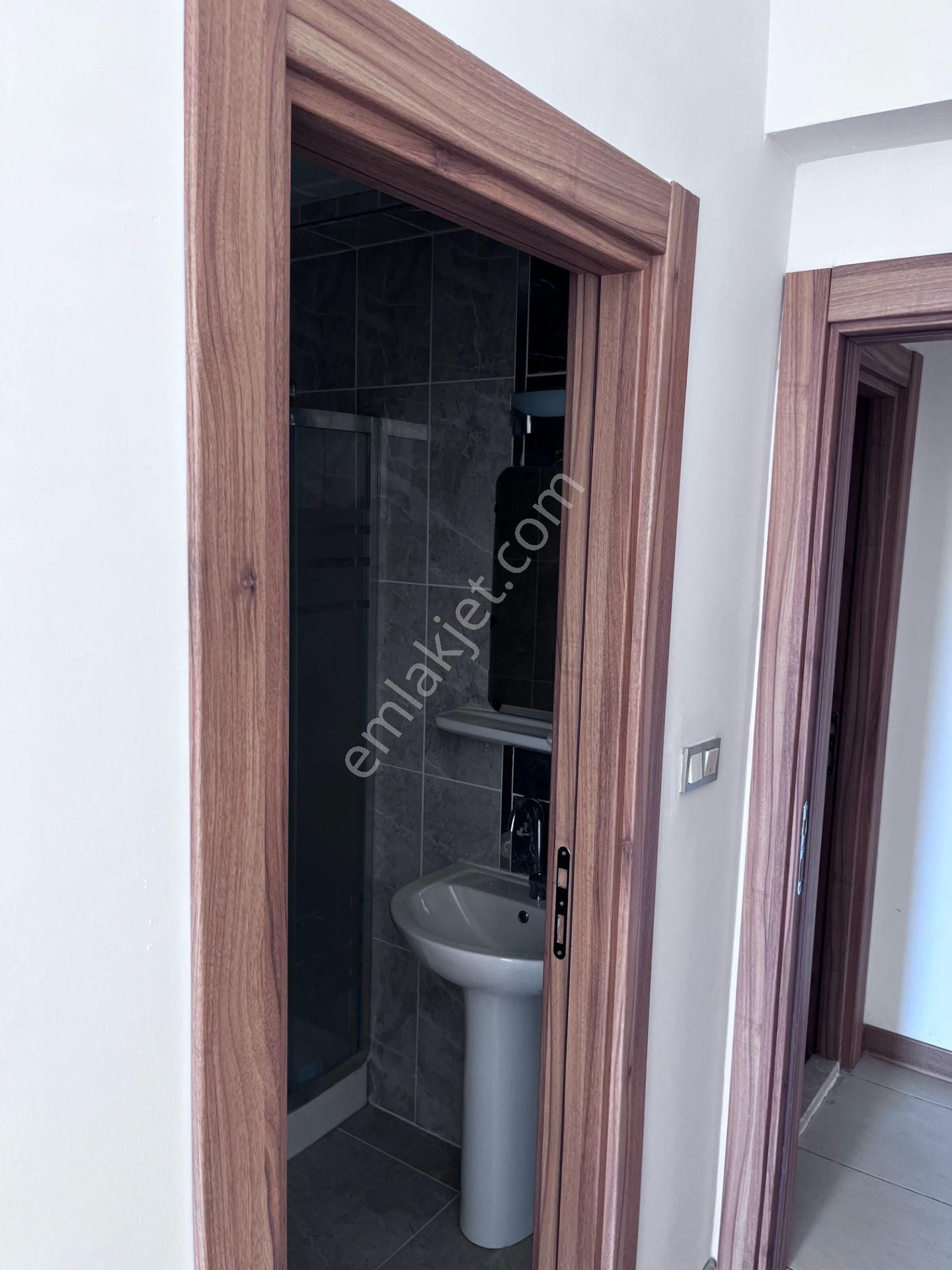C21 Cius; Hastane Toki De Asansörlü Ferah 3+1 Kiralık Daire - Görsel 28