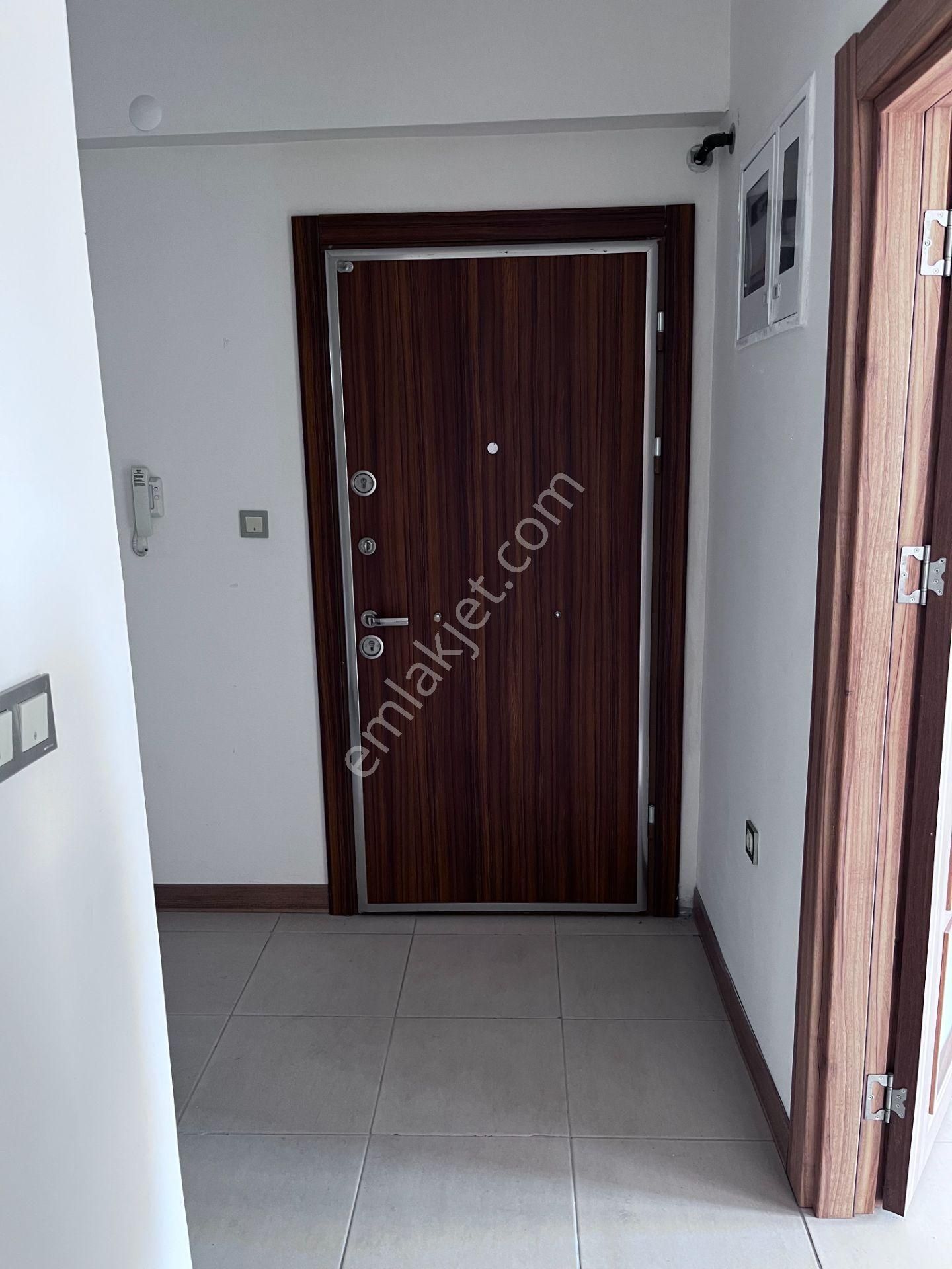 C21 Cius; Hastane Toki De Asansörlü Ferah 3+1 Kiralık Daire - Görsel 5