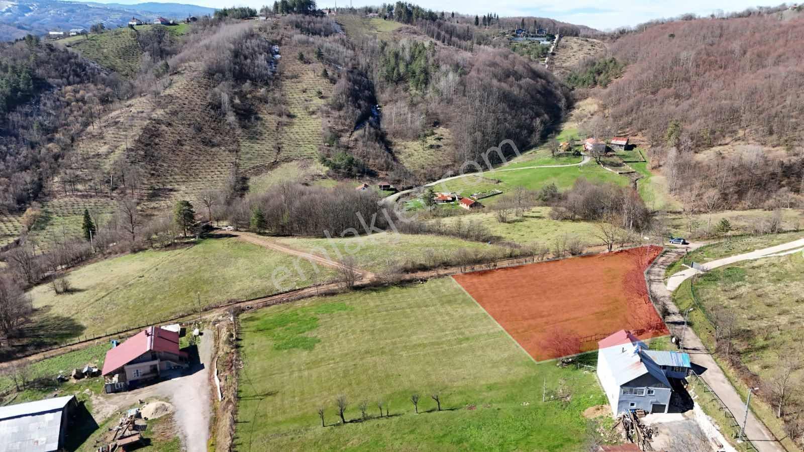 Ruşen Aydın Gyd'dan Kaynaşlı Dipsizgöl'de Köşebaşı Satılık Arsa - Görsel 17