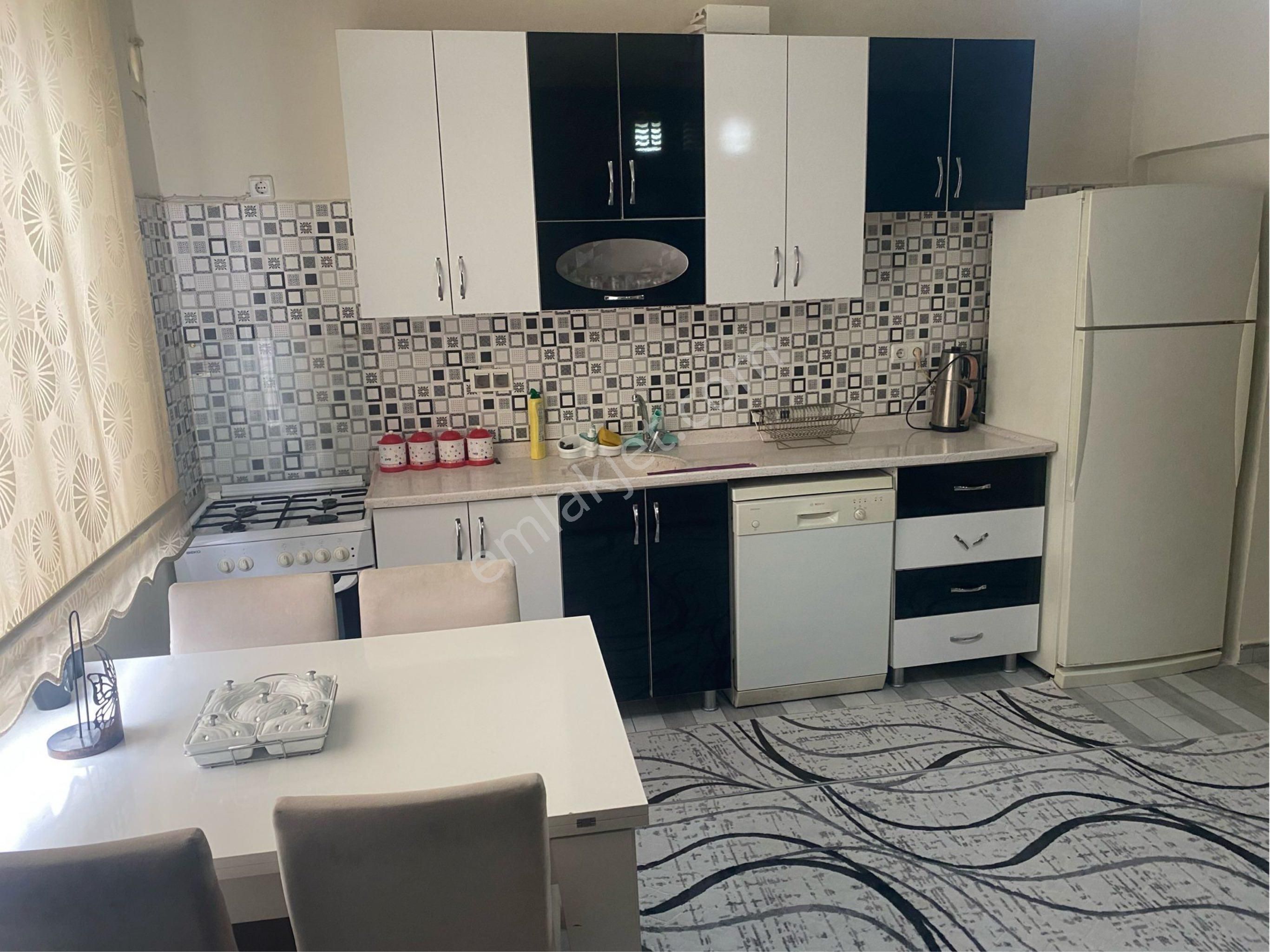 Fatih Mahallesinde 2+1 Eşyalı Kiralık Daire – Konforlu Ve Oturuma Hazır - Görsel 21